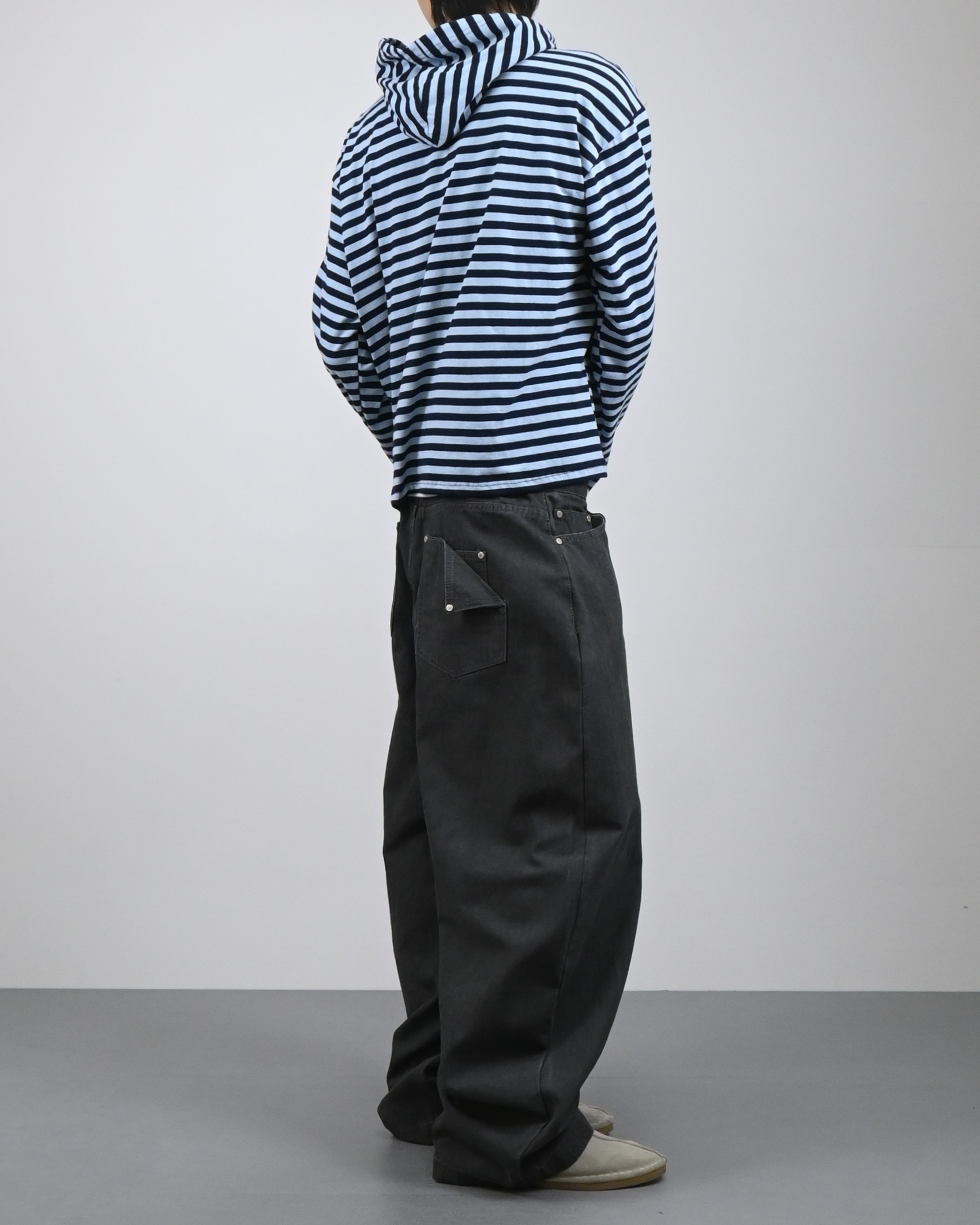 reed cropped striped hoodie