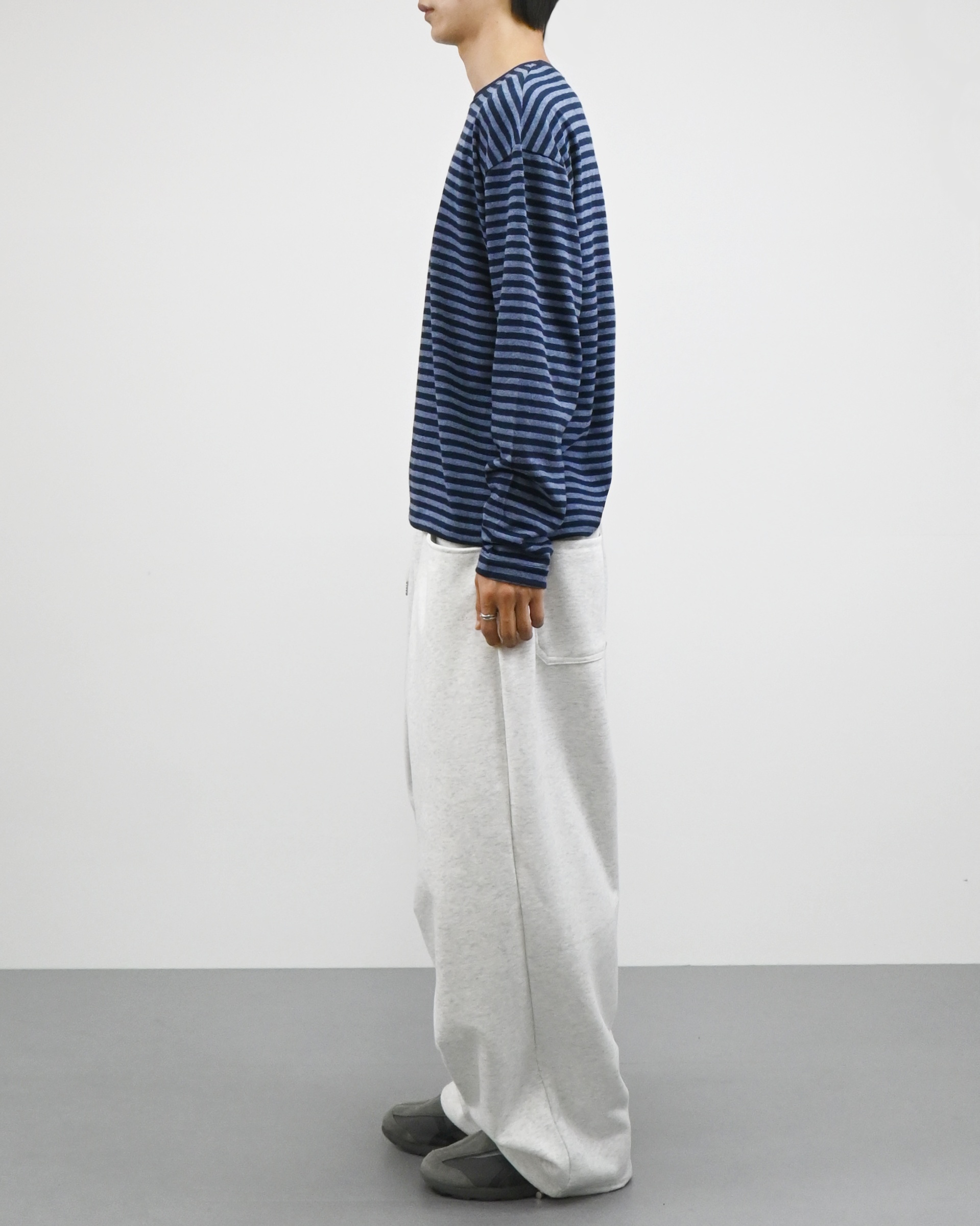 rivet dart sweatpants