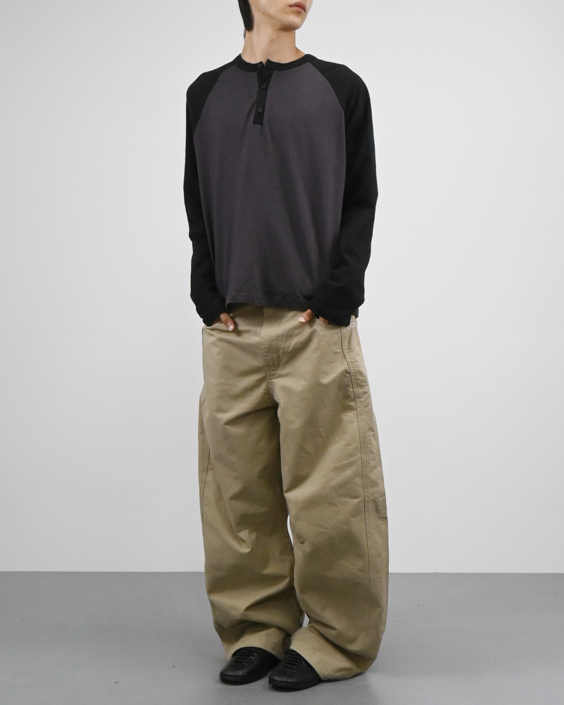 line bijo curved cotton pants