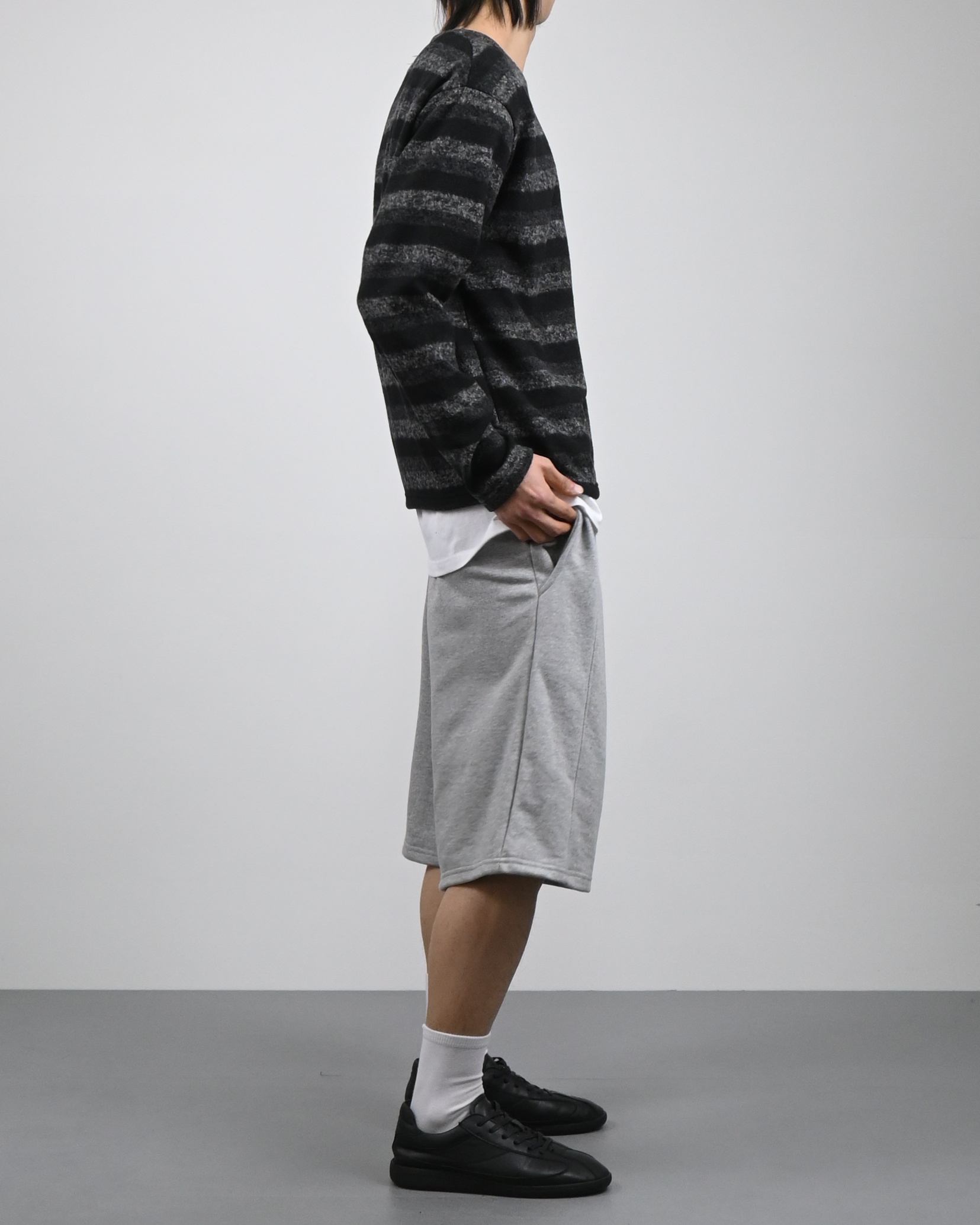 ash stripe knit