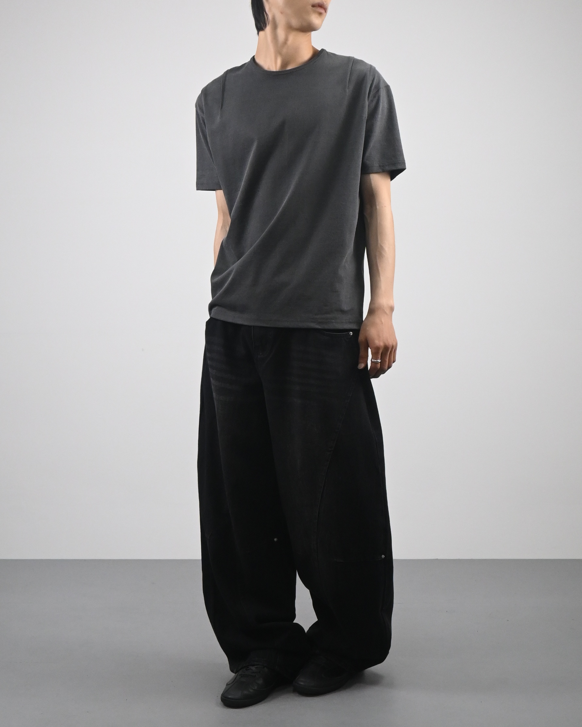 pigment dart crop half t-shirt