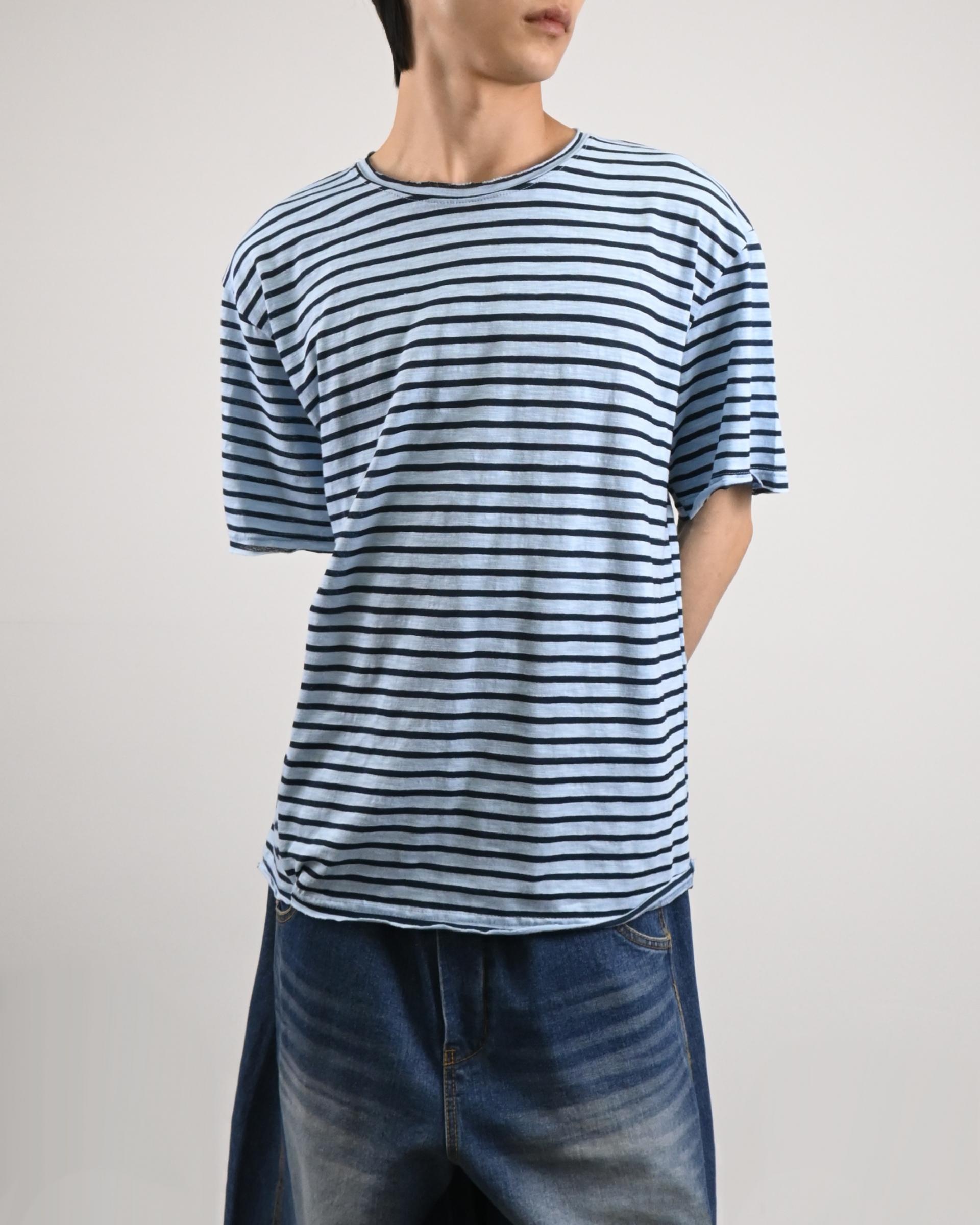 cutting stripe half t-shirt