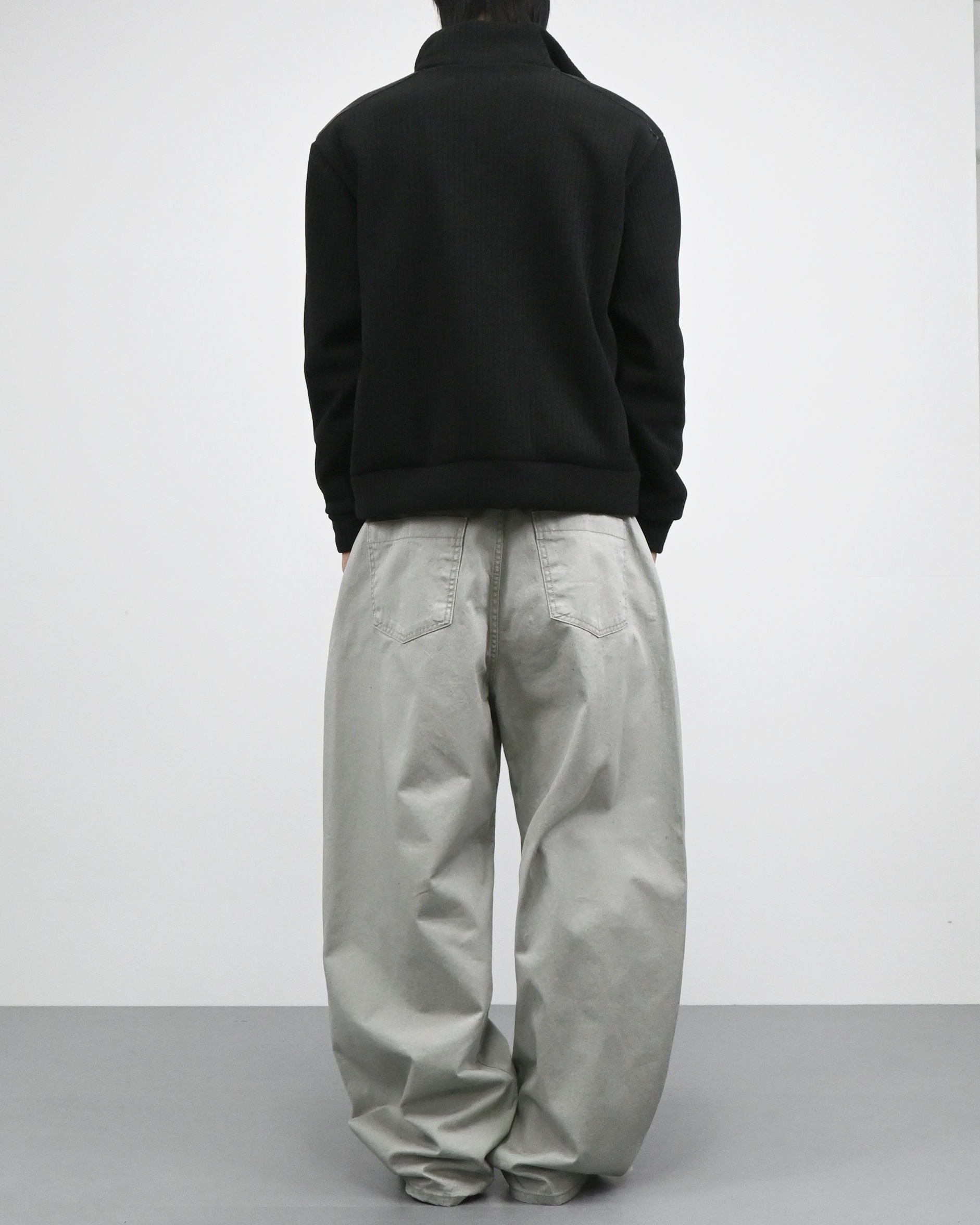 two tuck pigment cotton pants