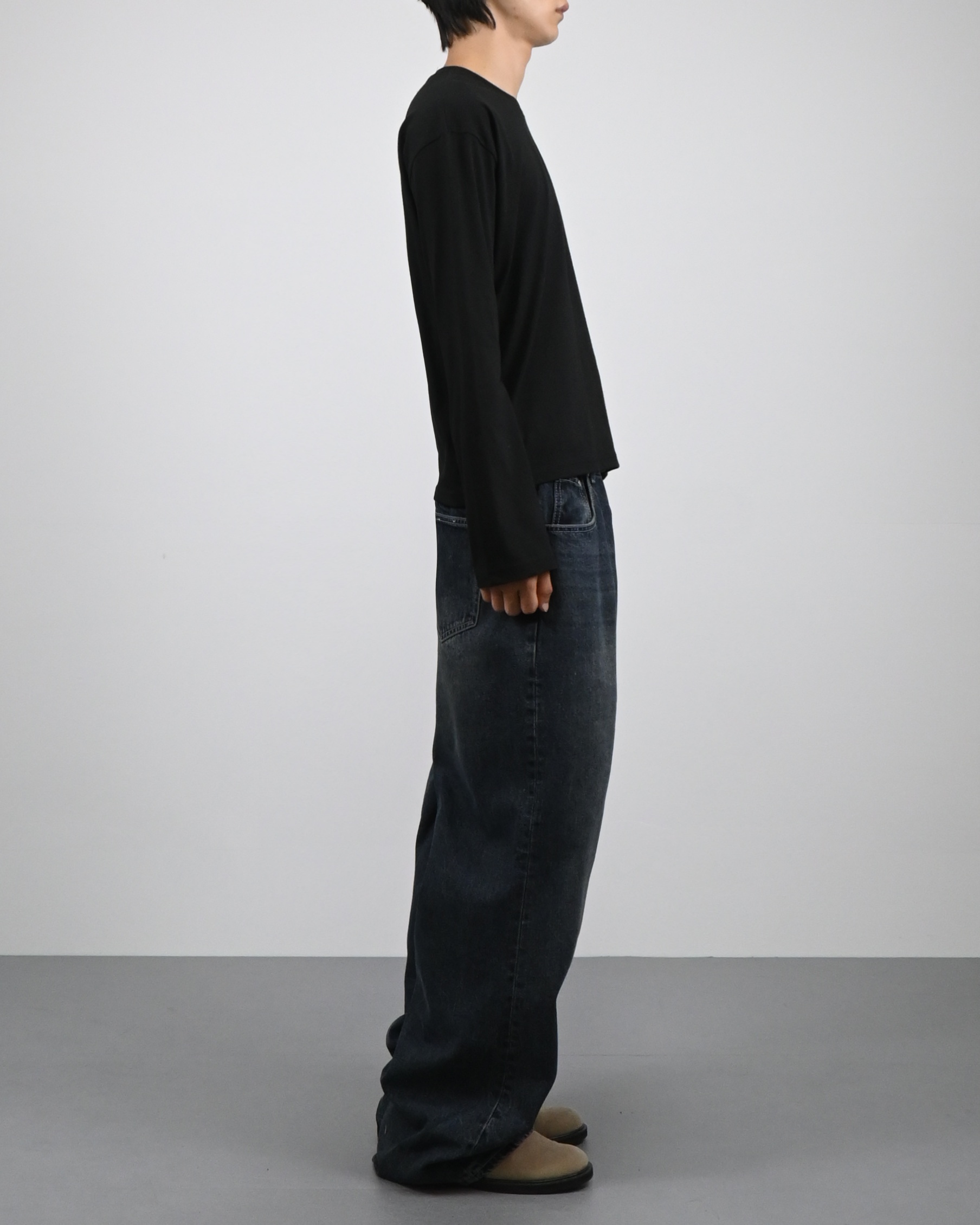 norick crop long sleeve