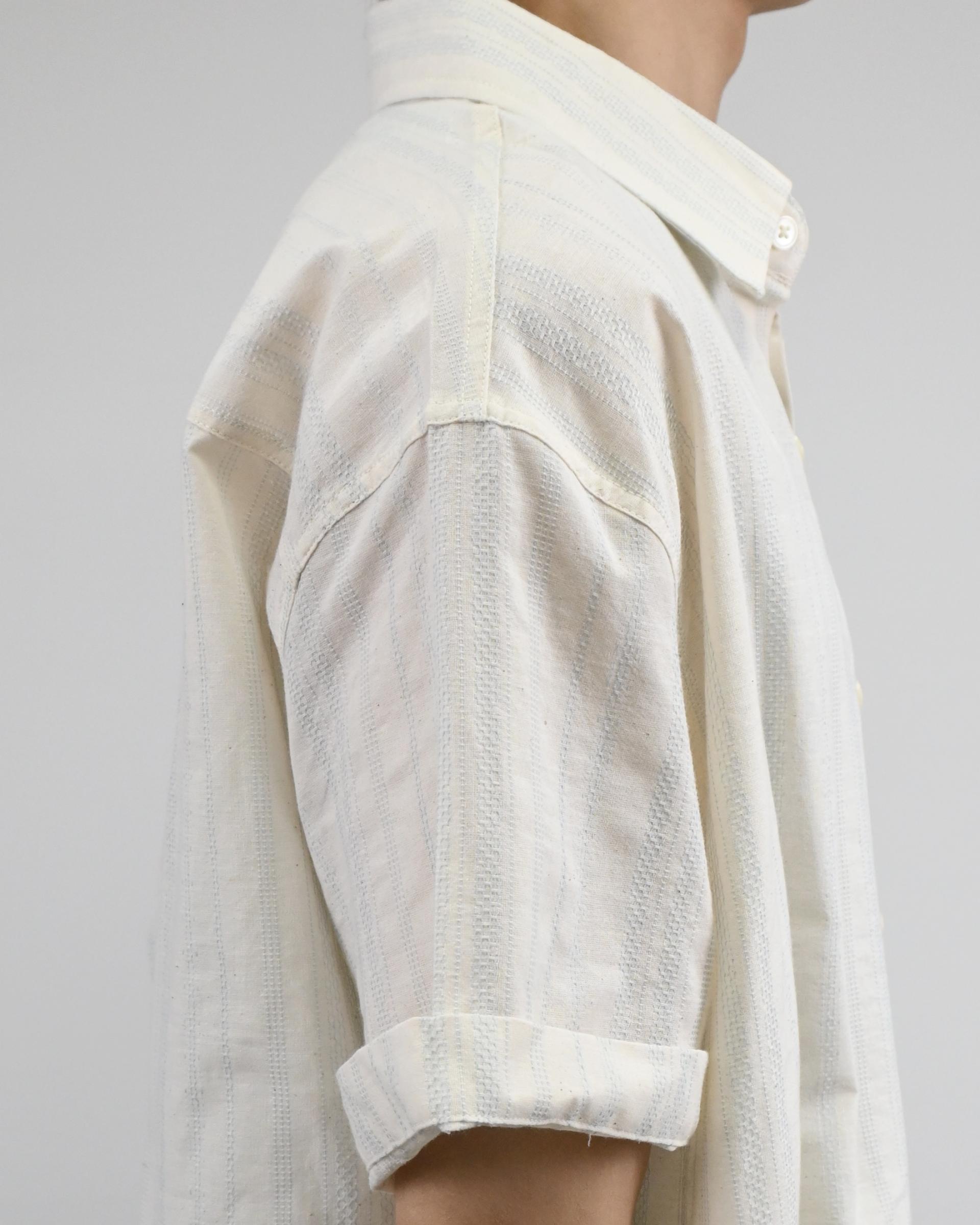 chain stripe shirt