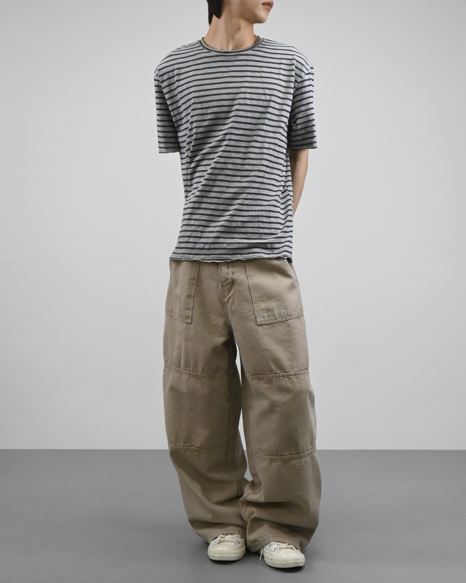 cutting stripe half t-shirt