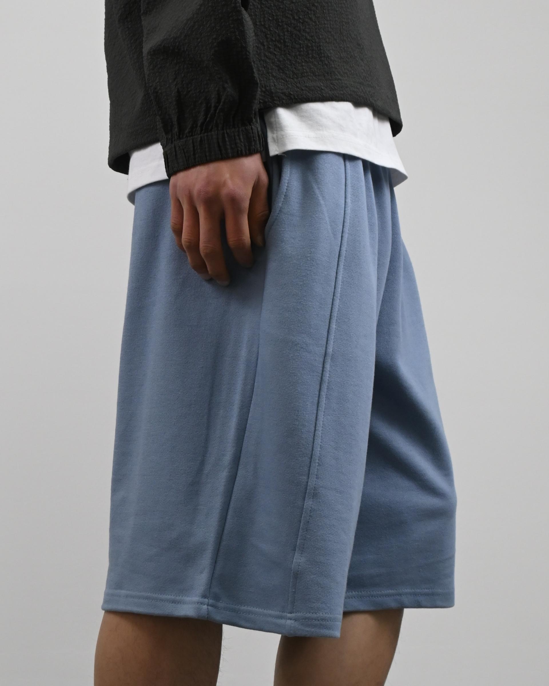 line bermuda sweatpants