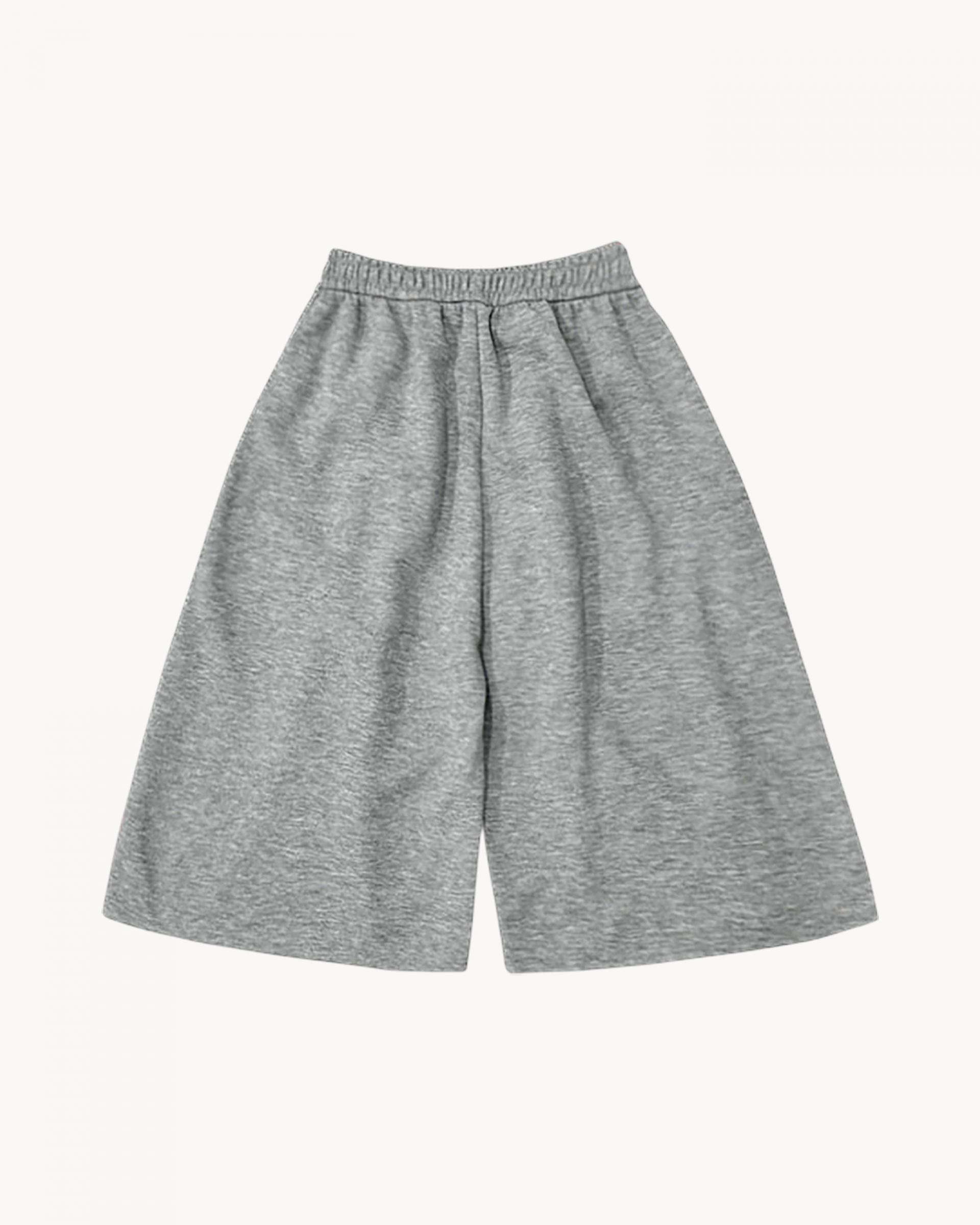 two tuck bermuda sweatpants