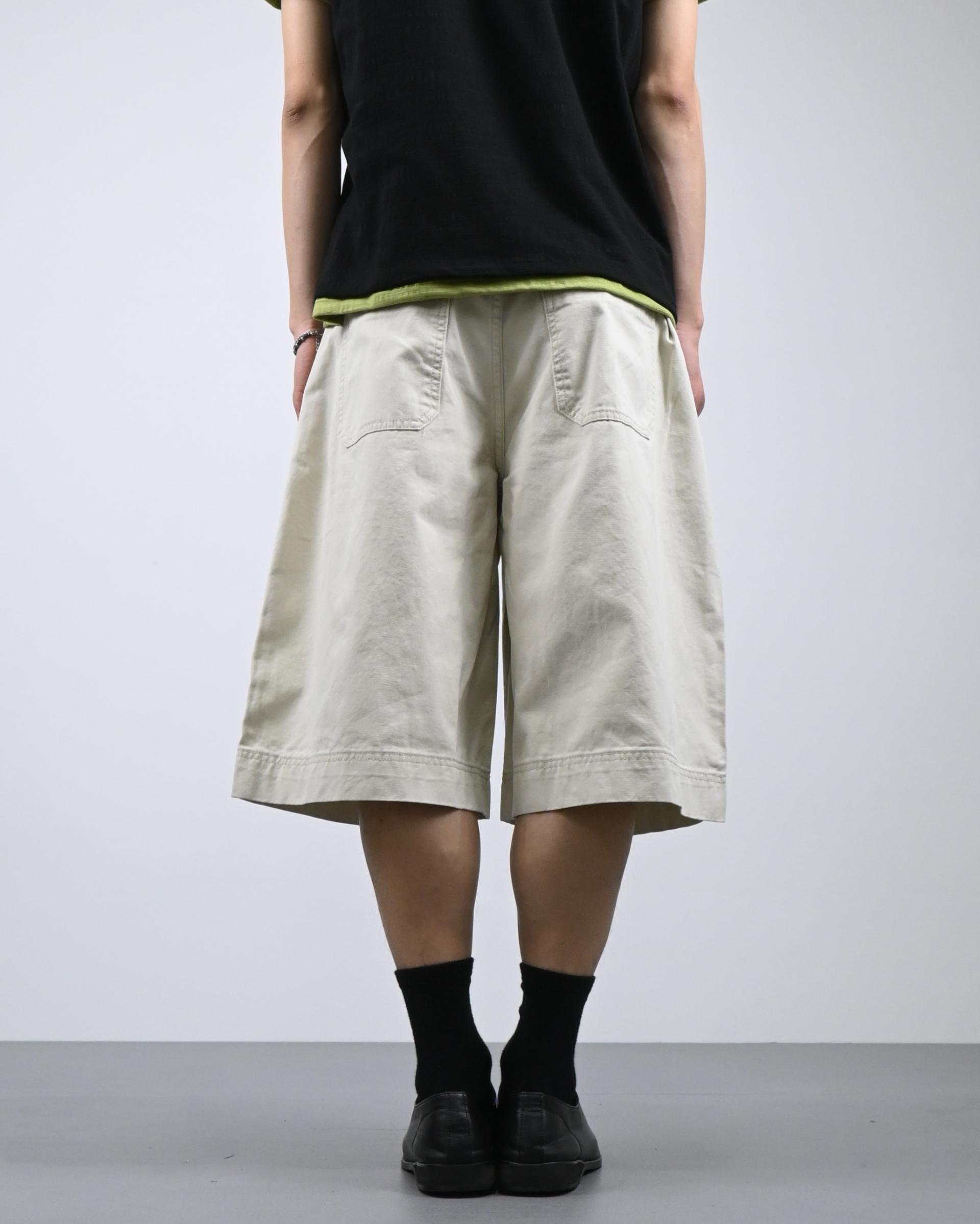 pigment two tuck bermuda cotton pants