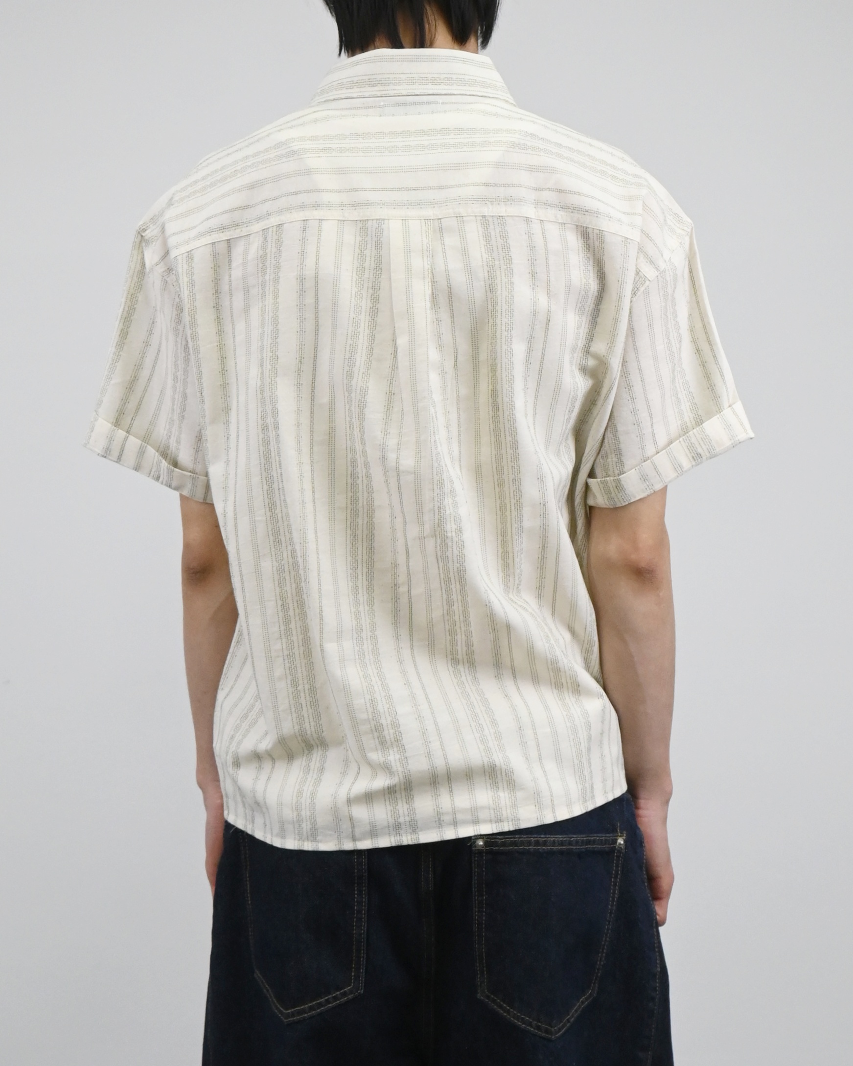 chain stripe shirt