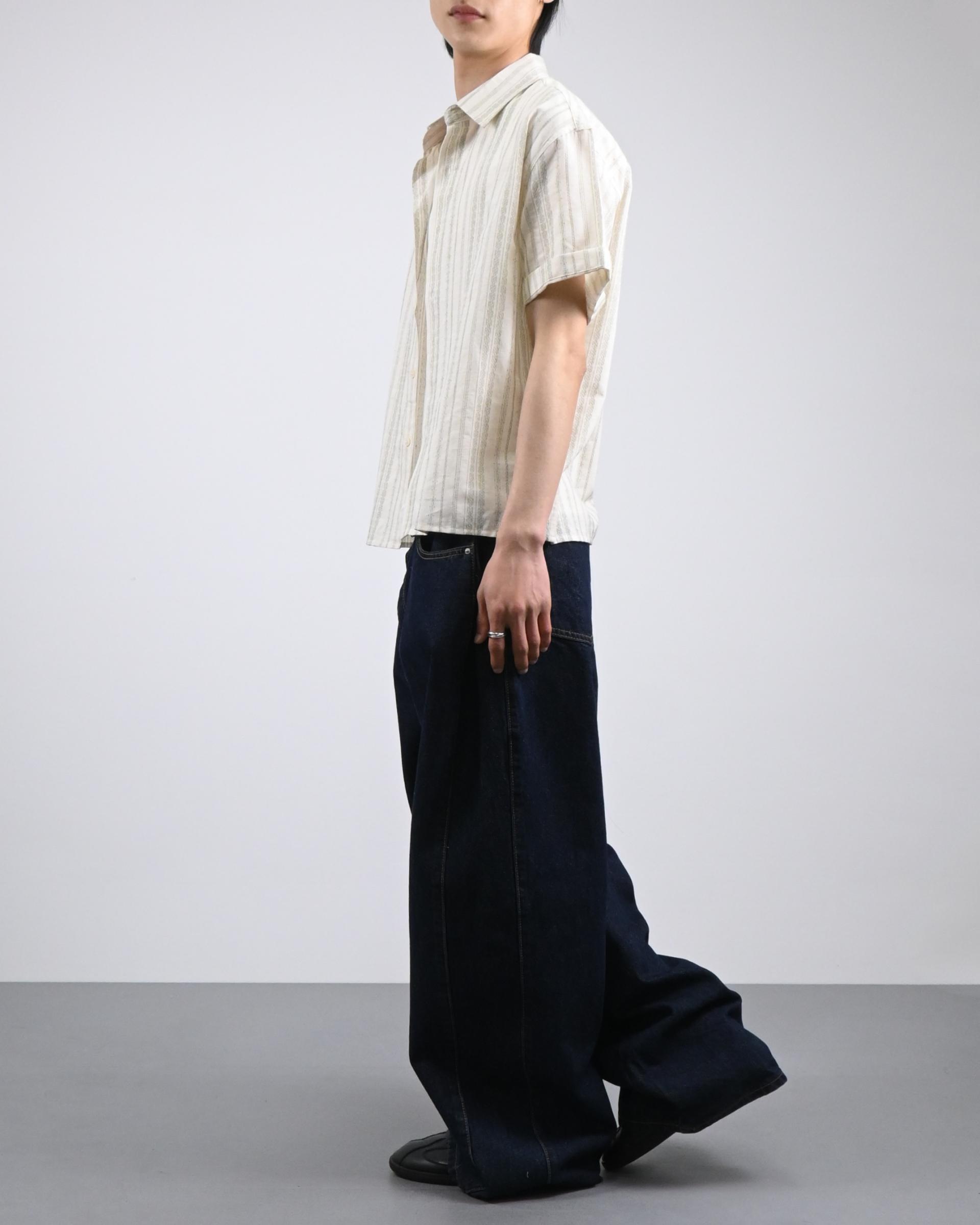 side slit curved denim pants