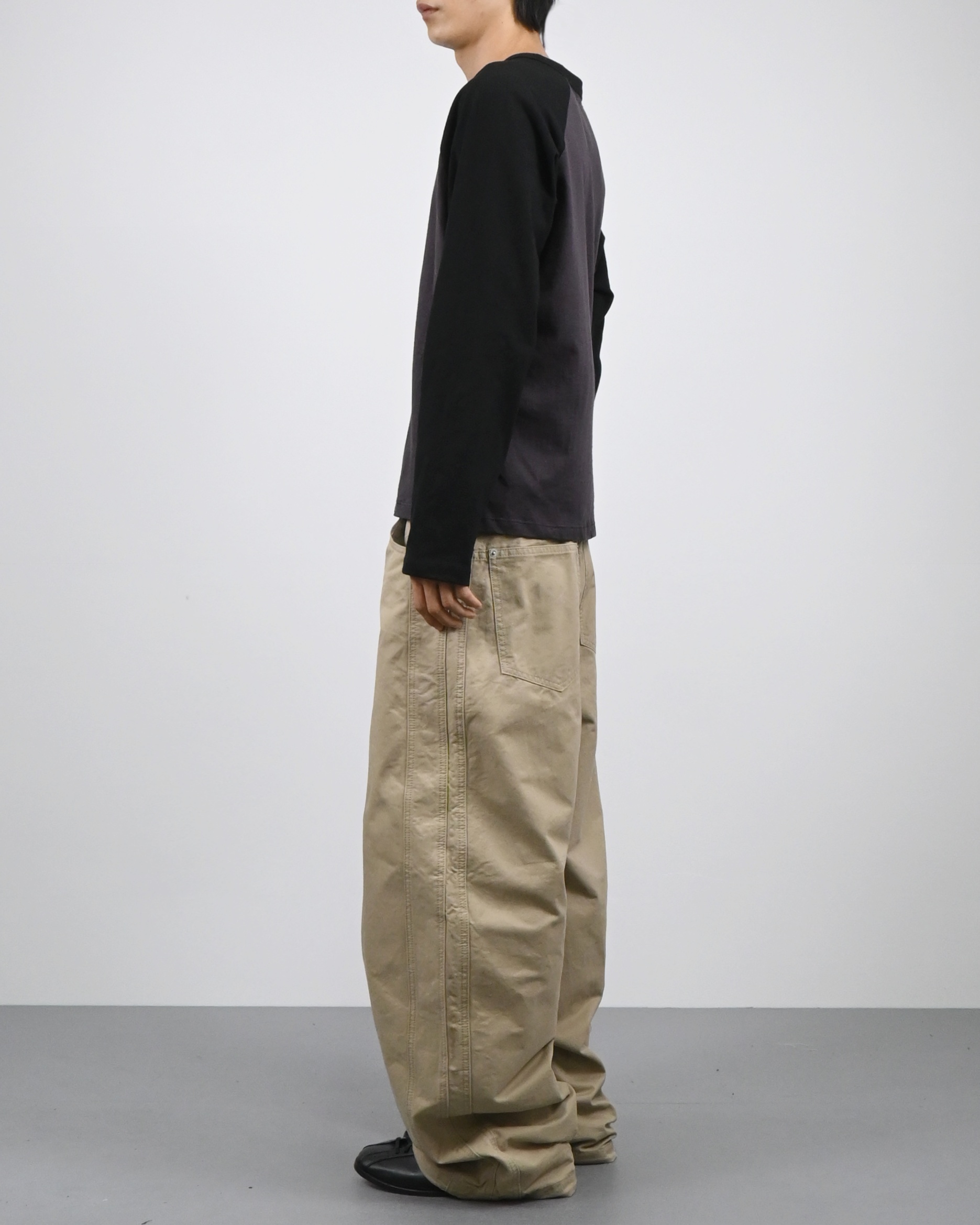 line bijo curved cotton pants