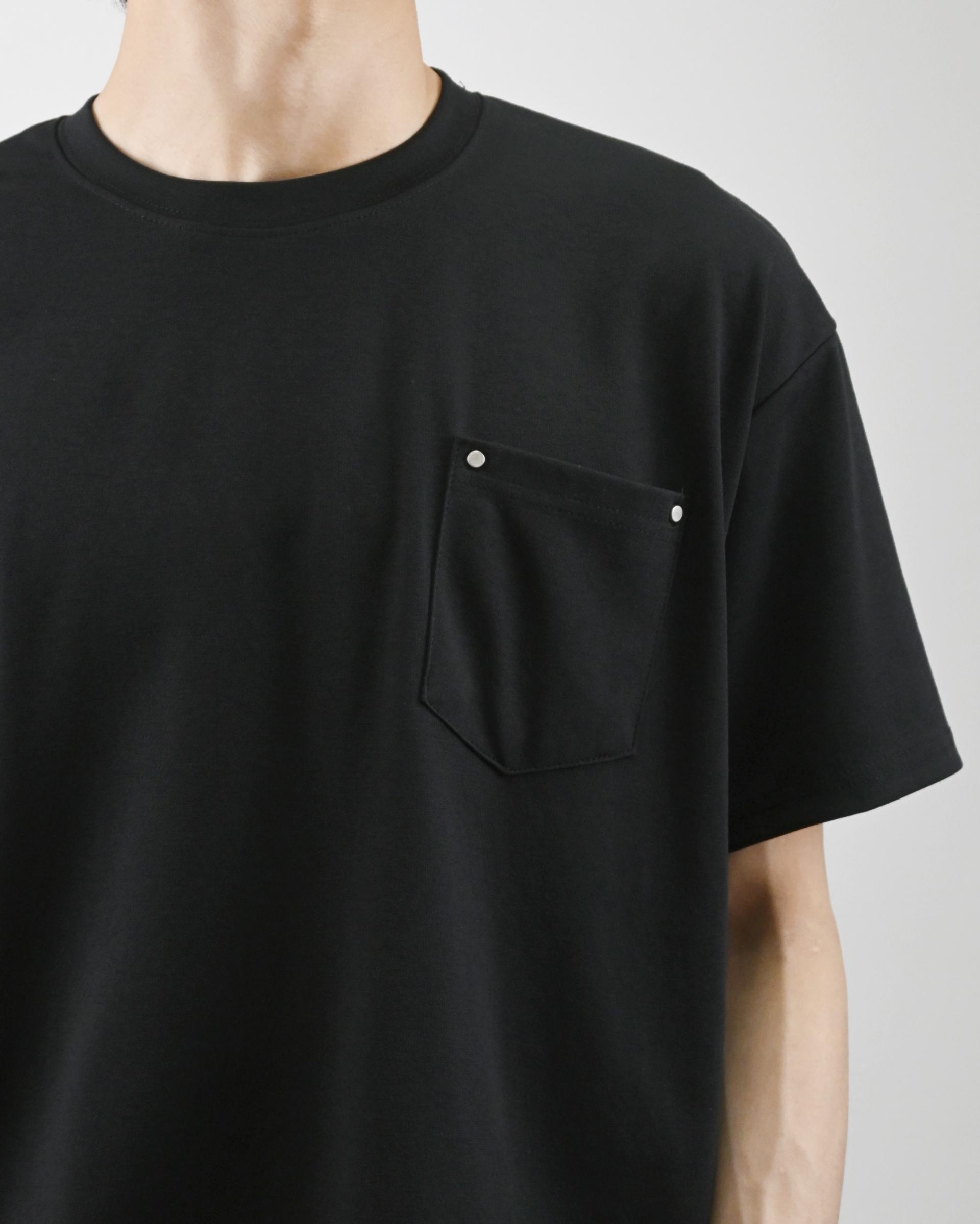 rivet crop half t-shirt