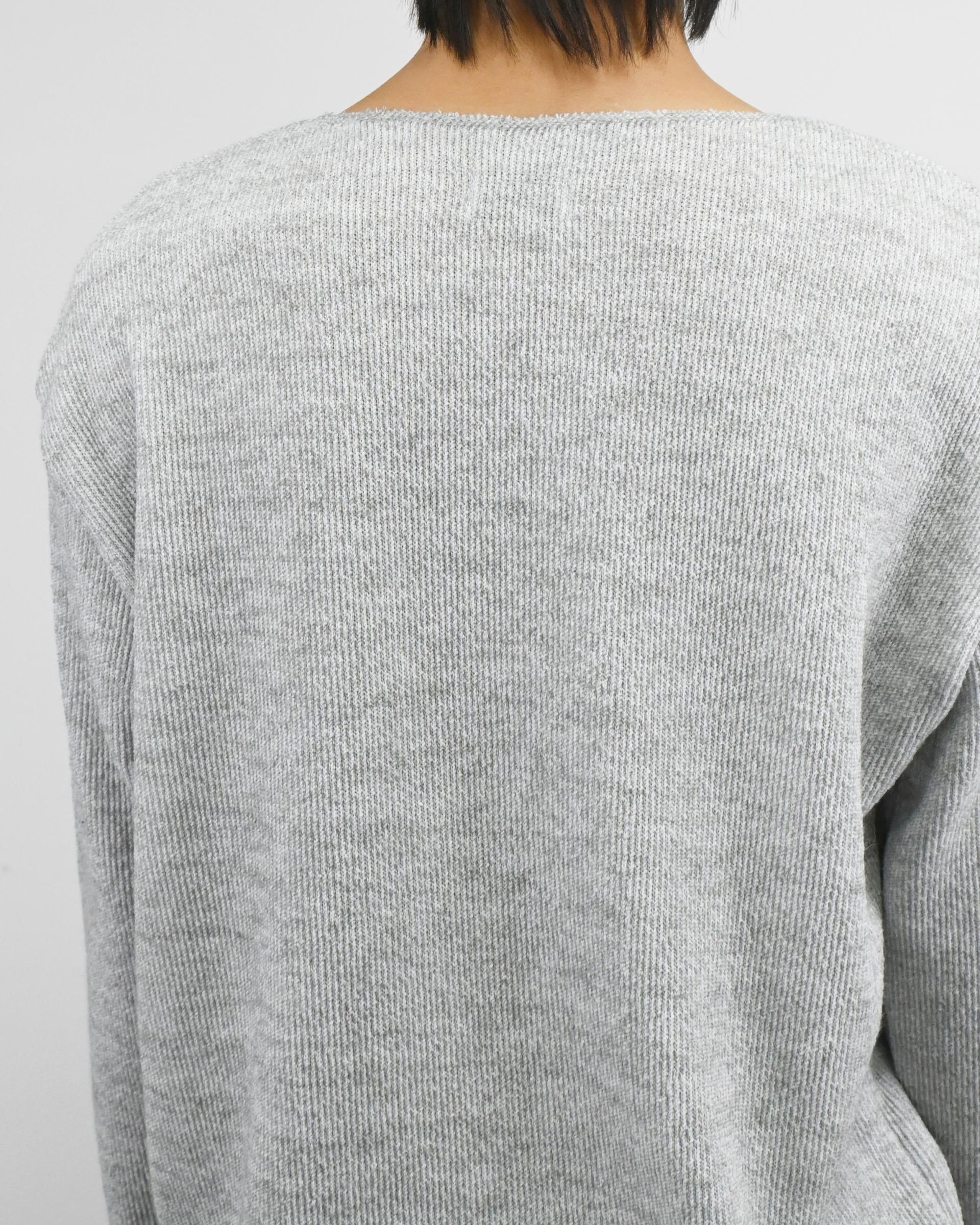 cut wide round neck t-shirt