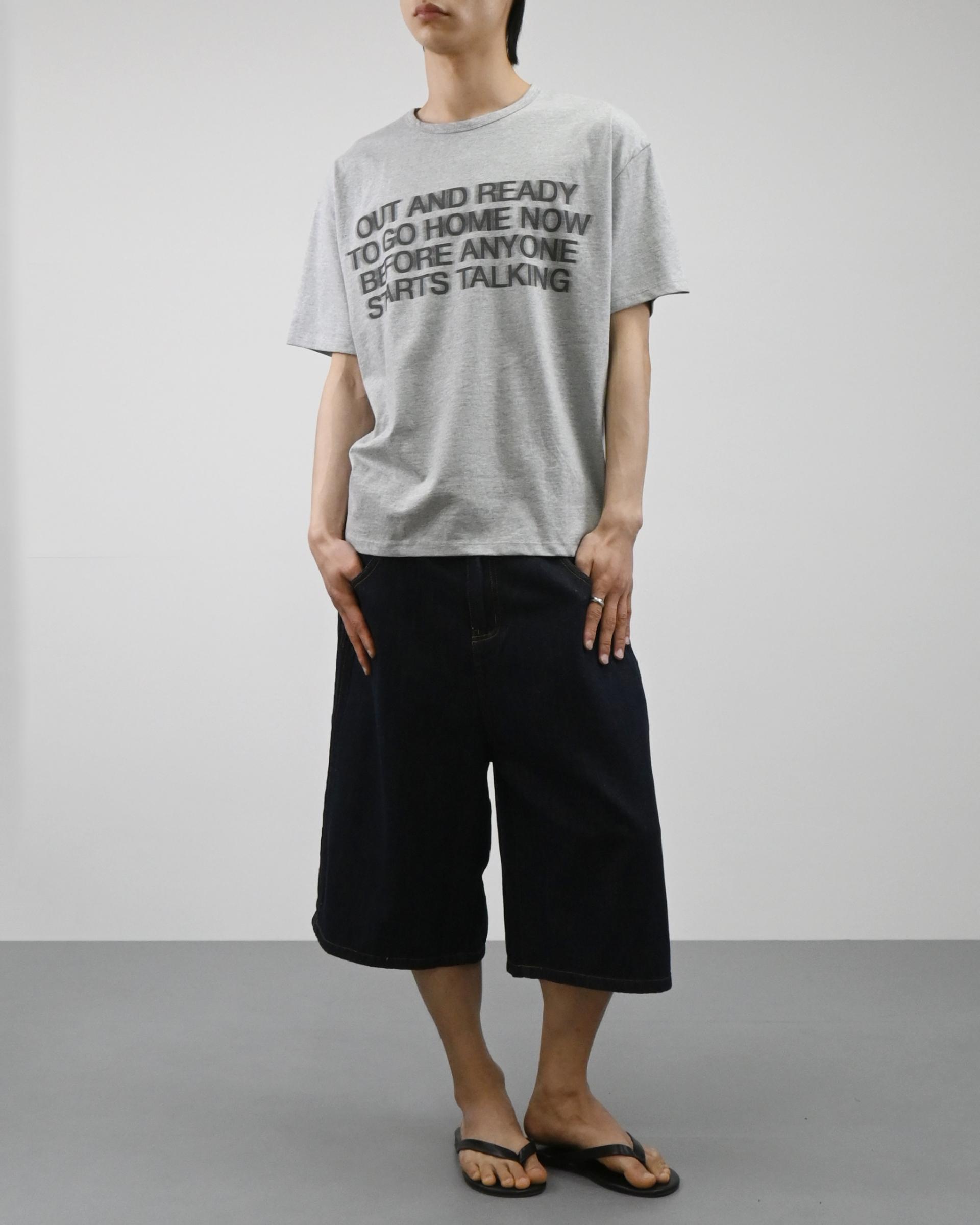 blur lettering half t-shirt