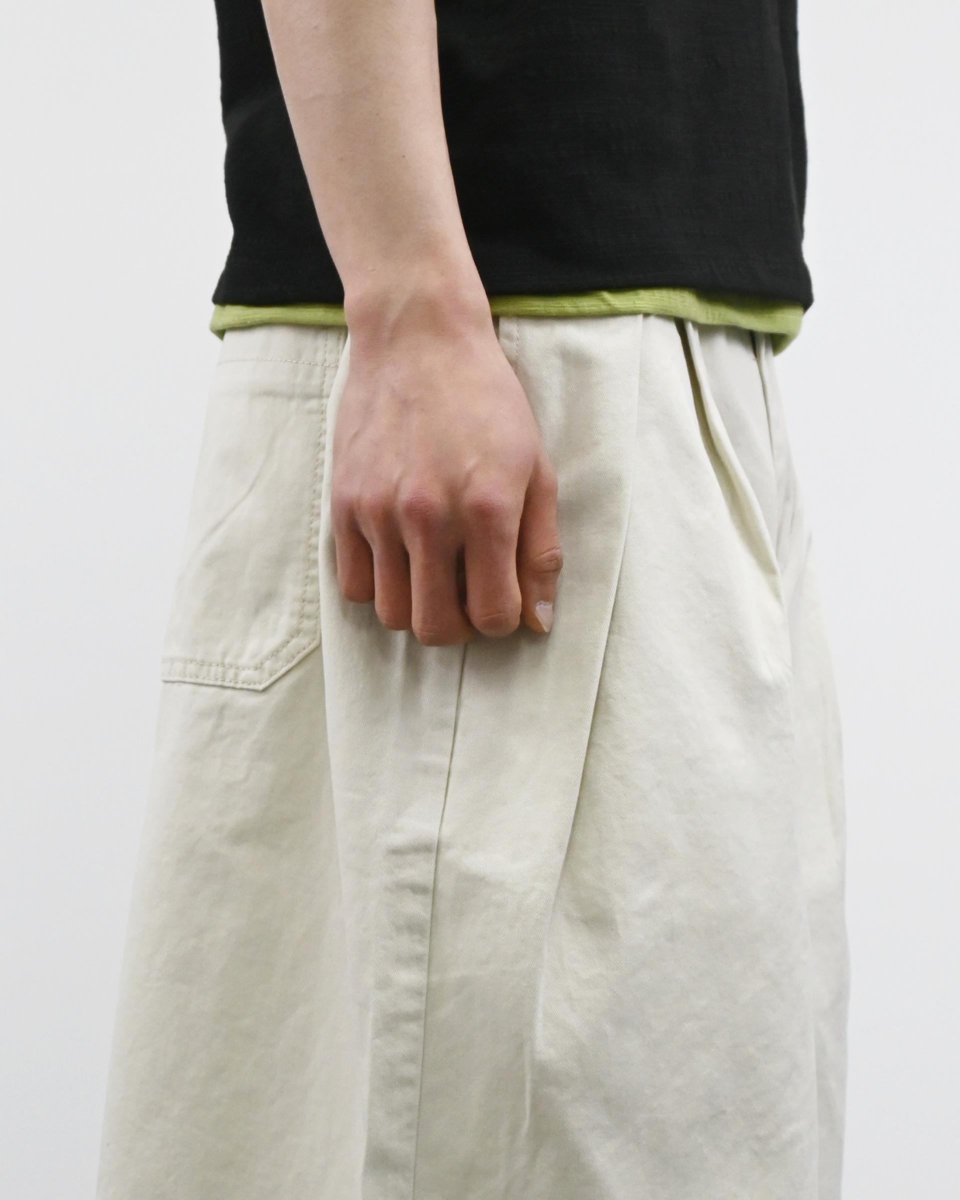 pigment two tuck bermuda cotton pants