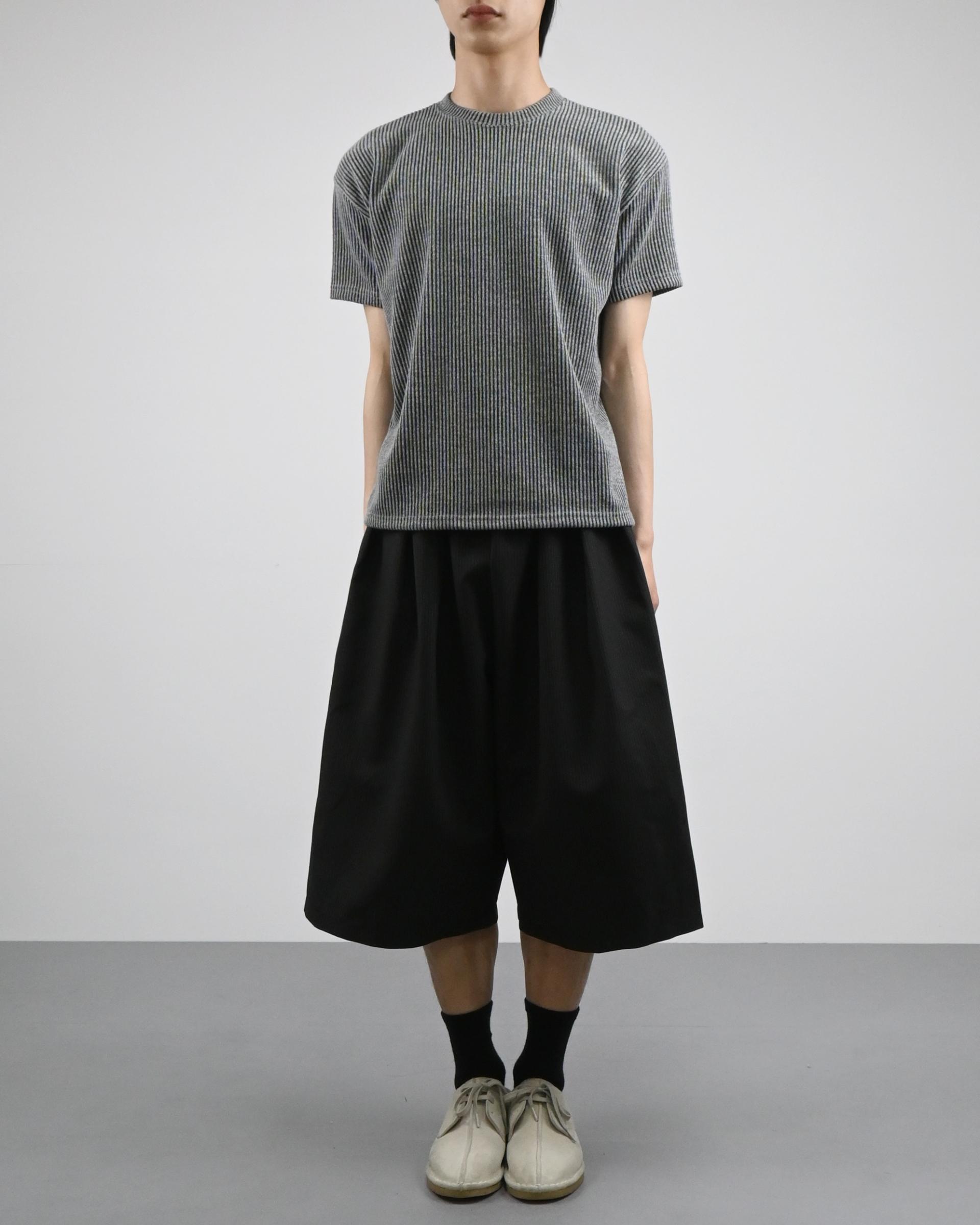three tuck stripe bermuda slacks