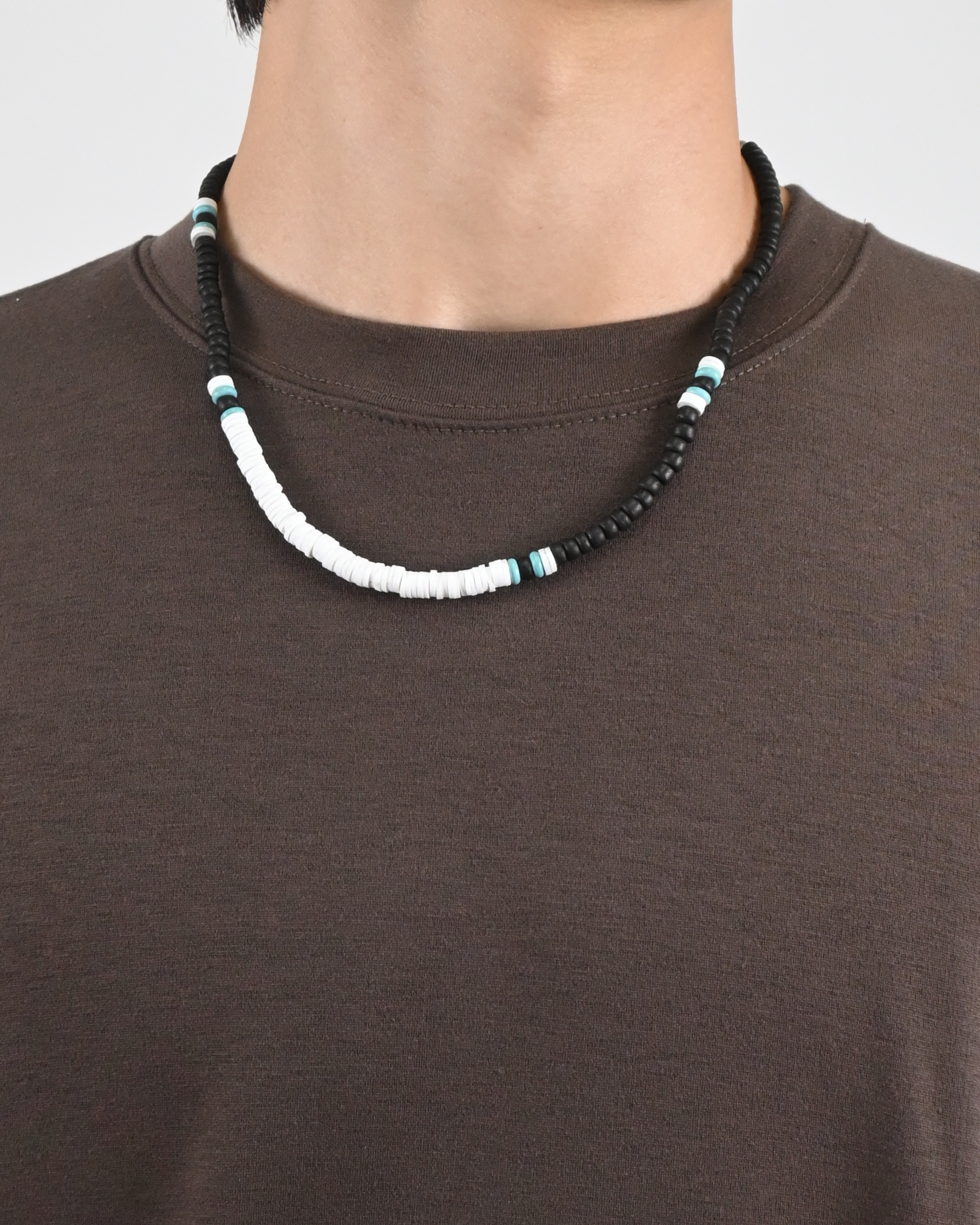 wood bead cowrie necklace