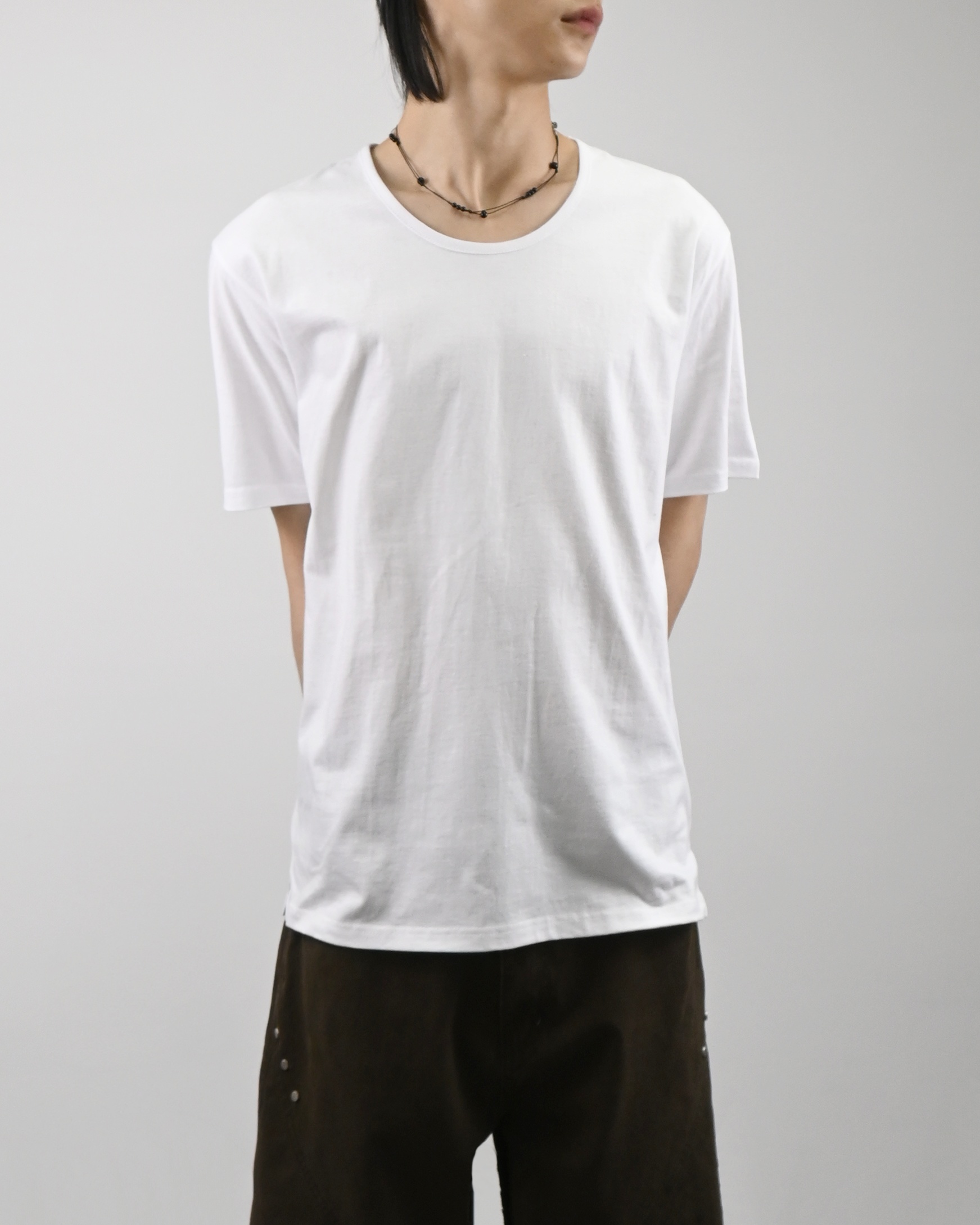 u-neck slit half t-shirt