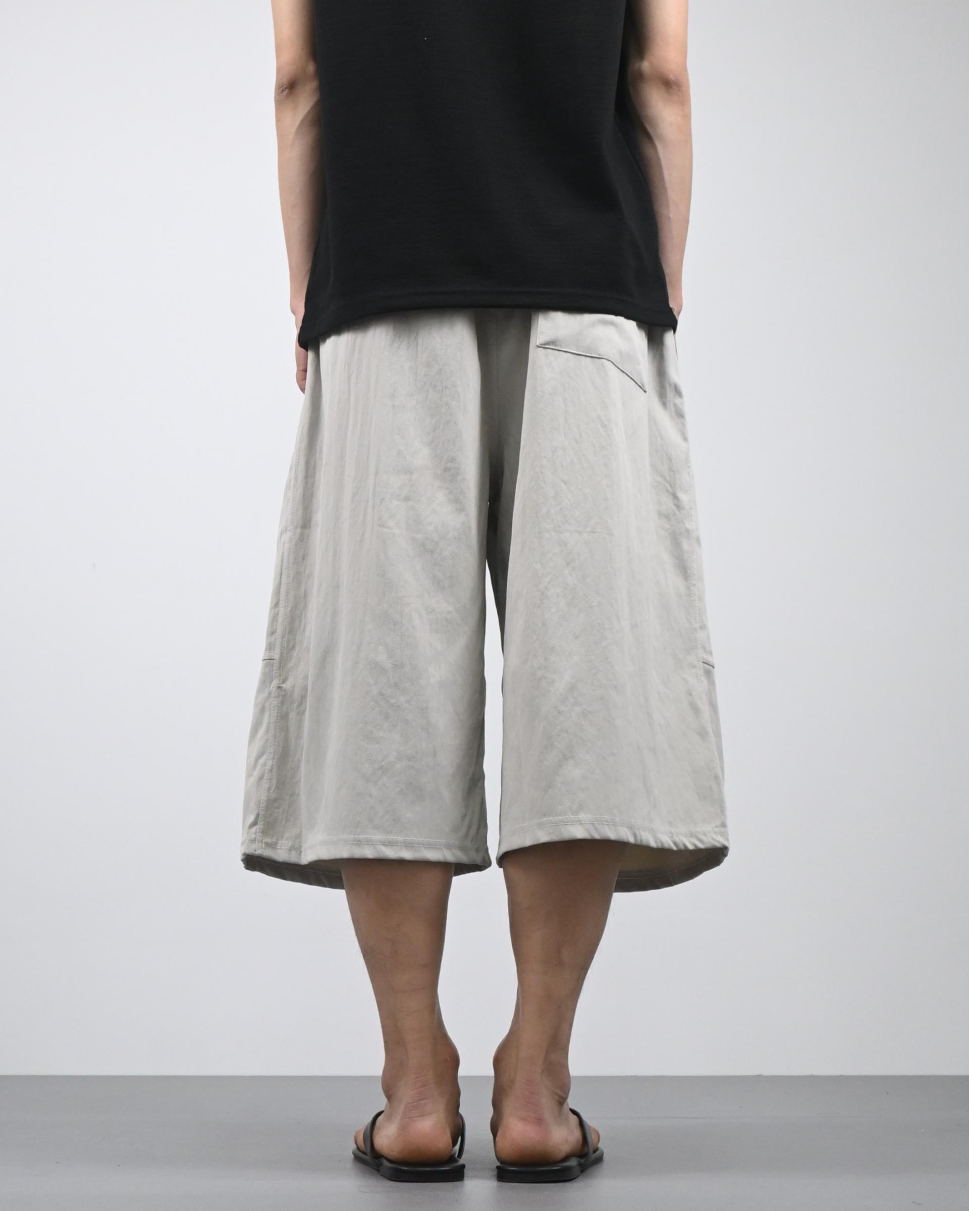 one tuck pigment bermuda sweatpants 복제
