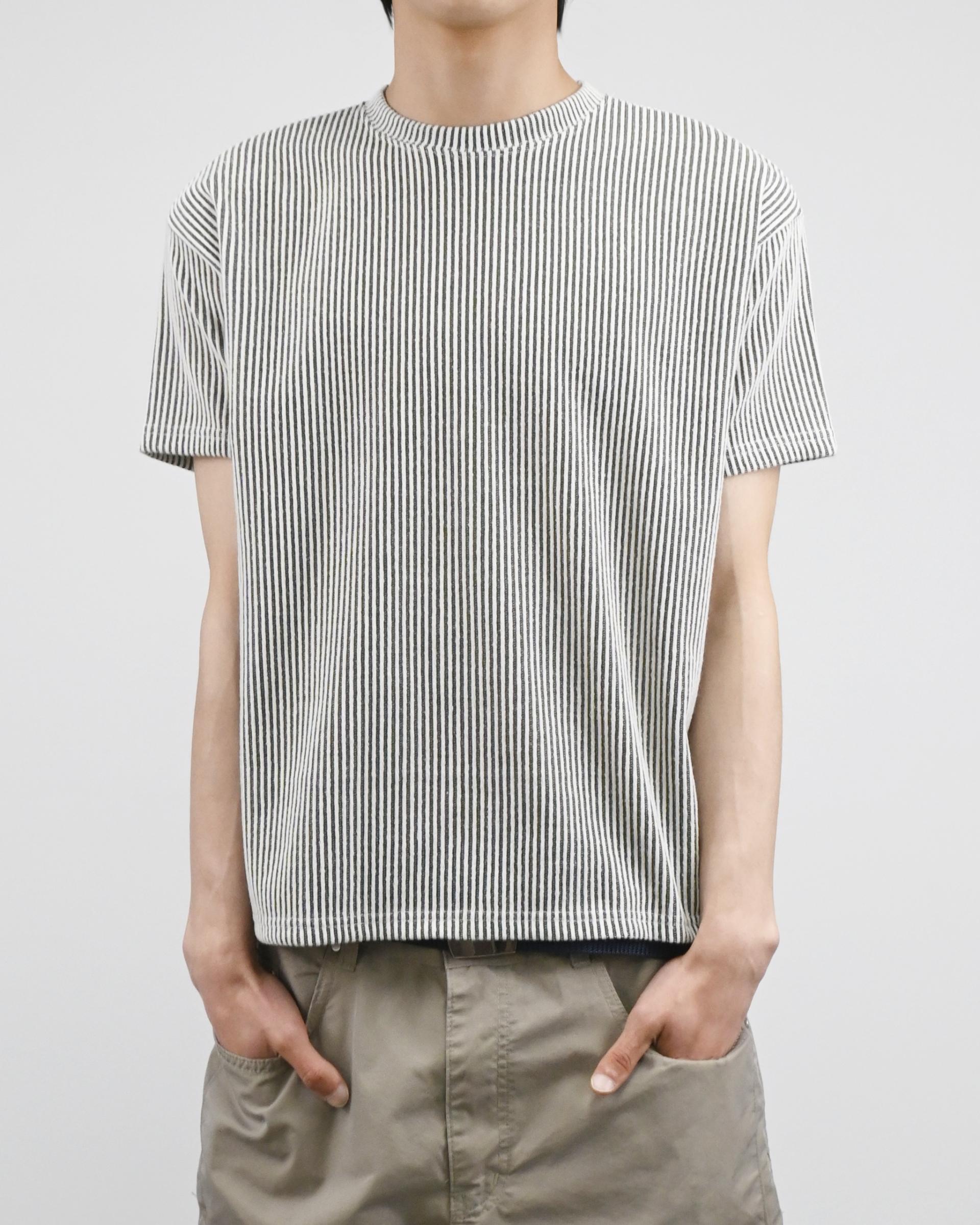 two tone ribbed half-t-shirt