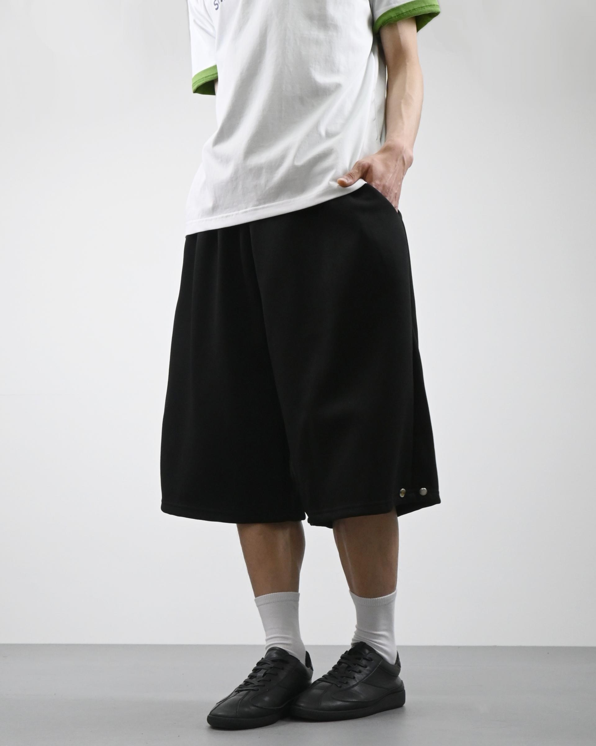snap bermuda sweatpants