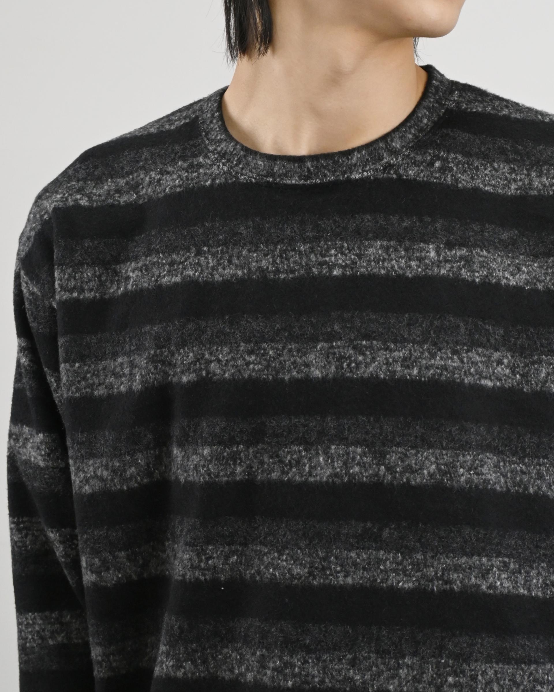 ash stripe knit