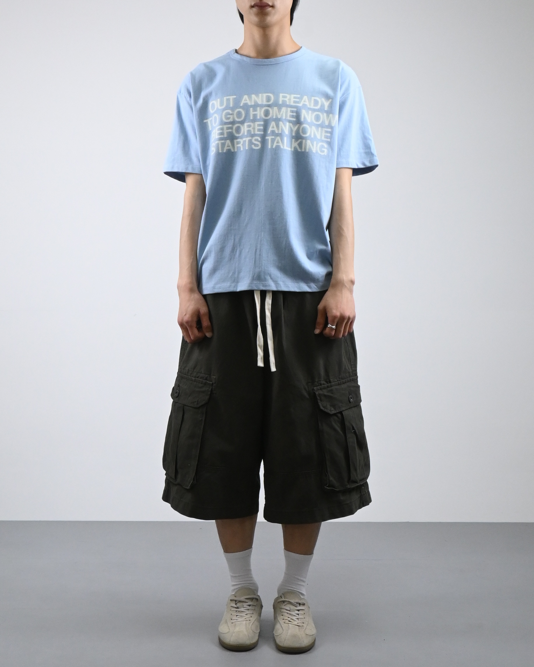 blur lettering half t-shirt