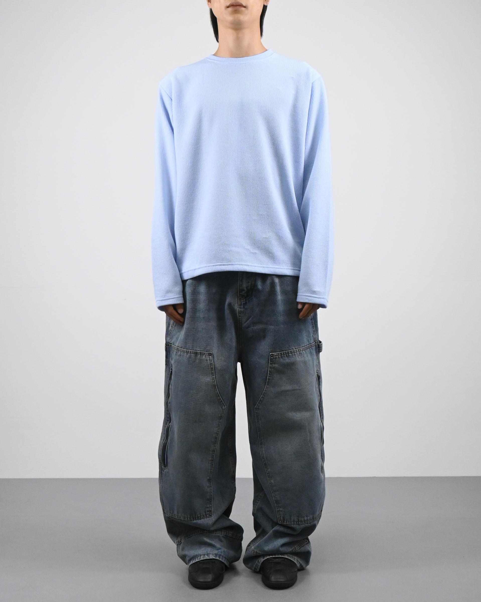 low round knit