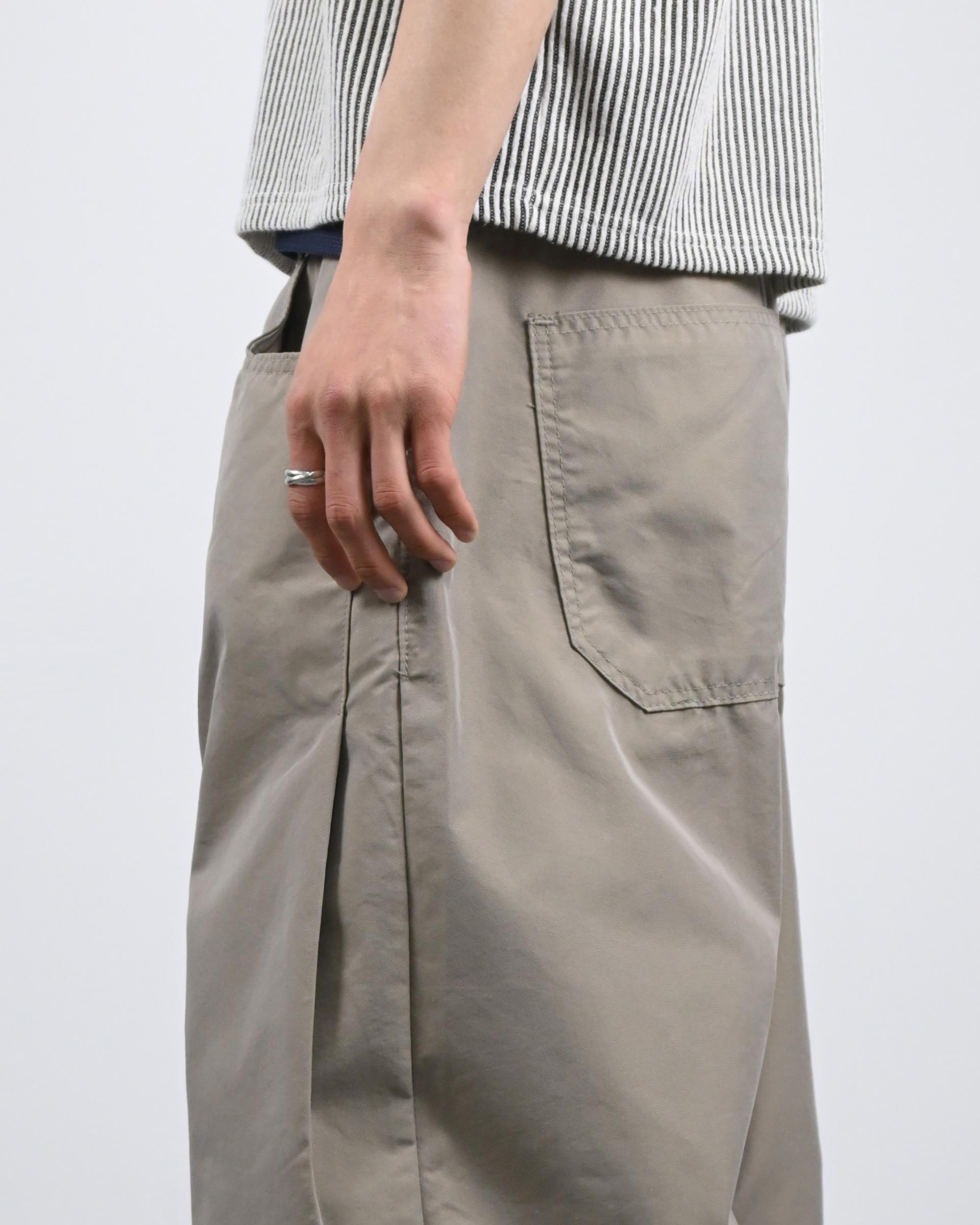 cp side tuck cotton curved pants