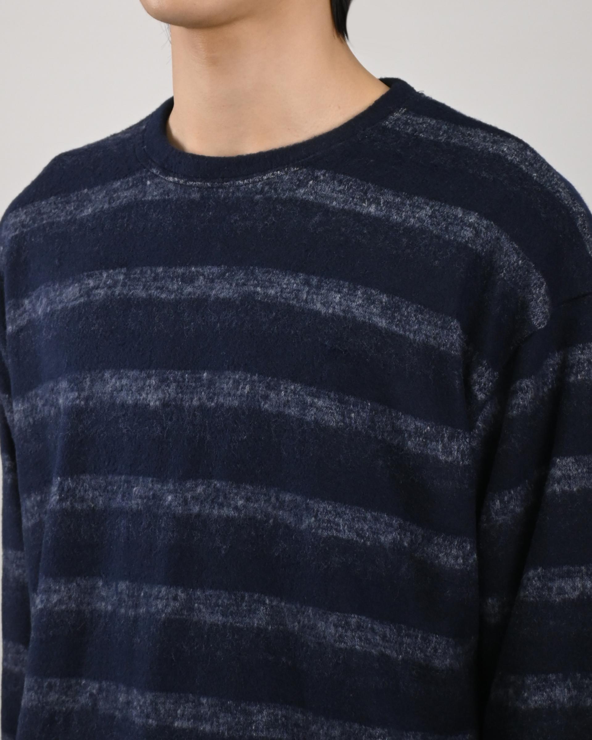 ash stripe knit
