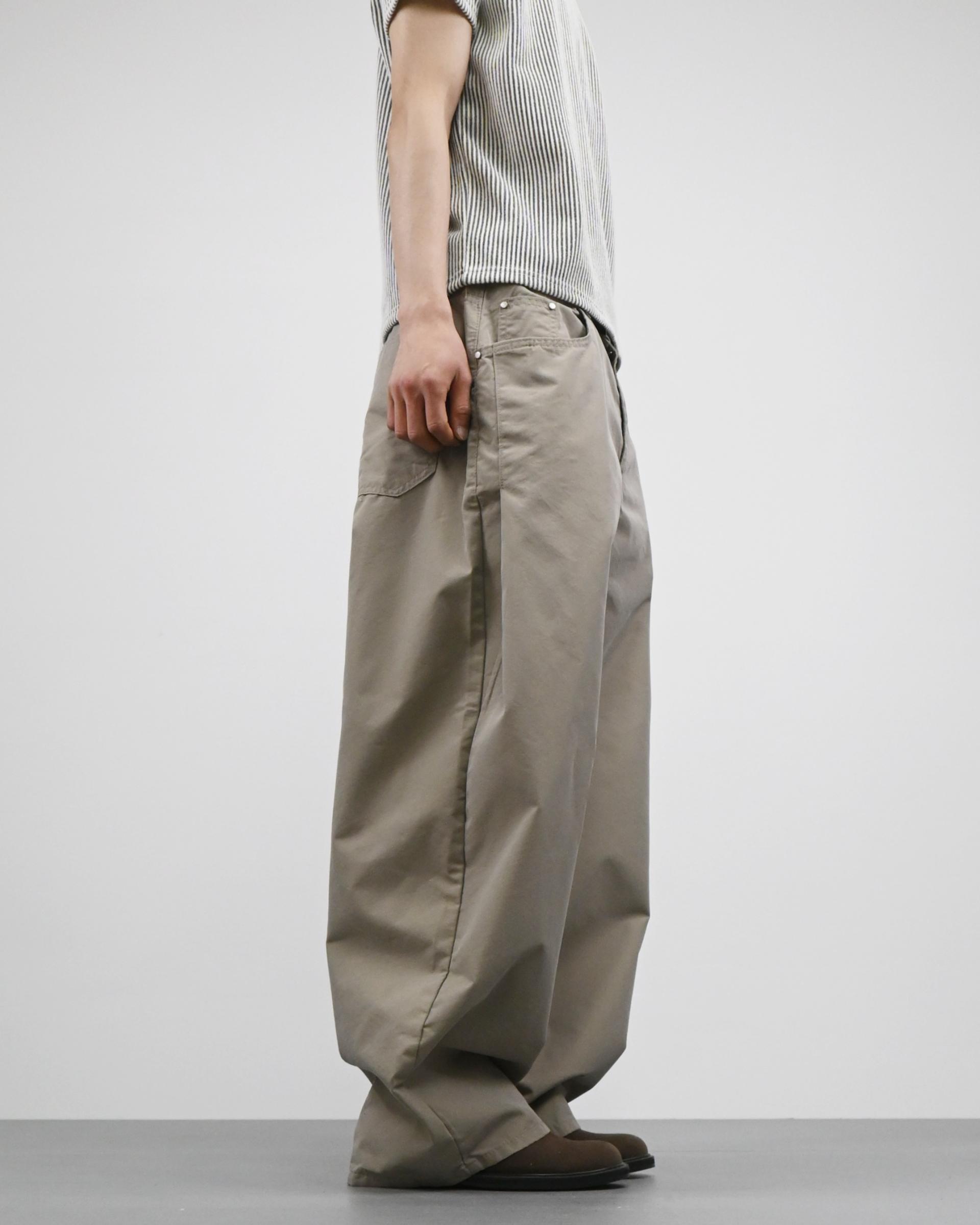cp side tuck cotton curved pants