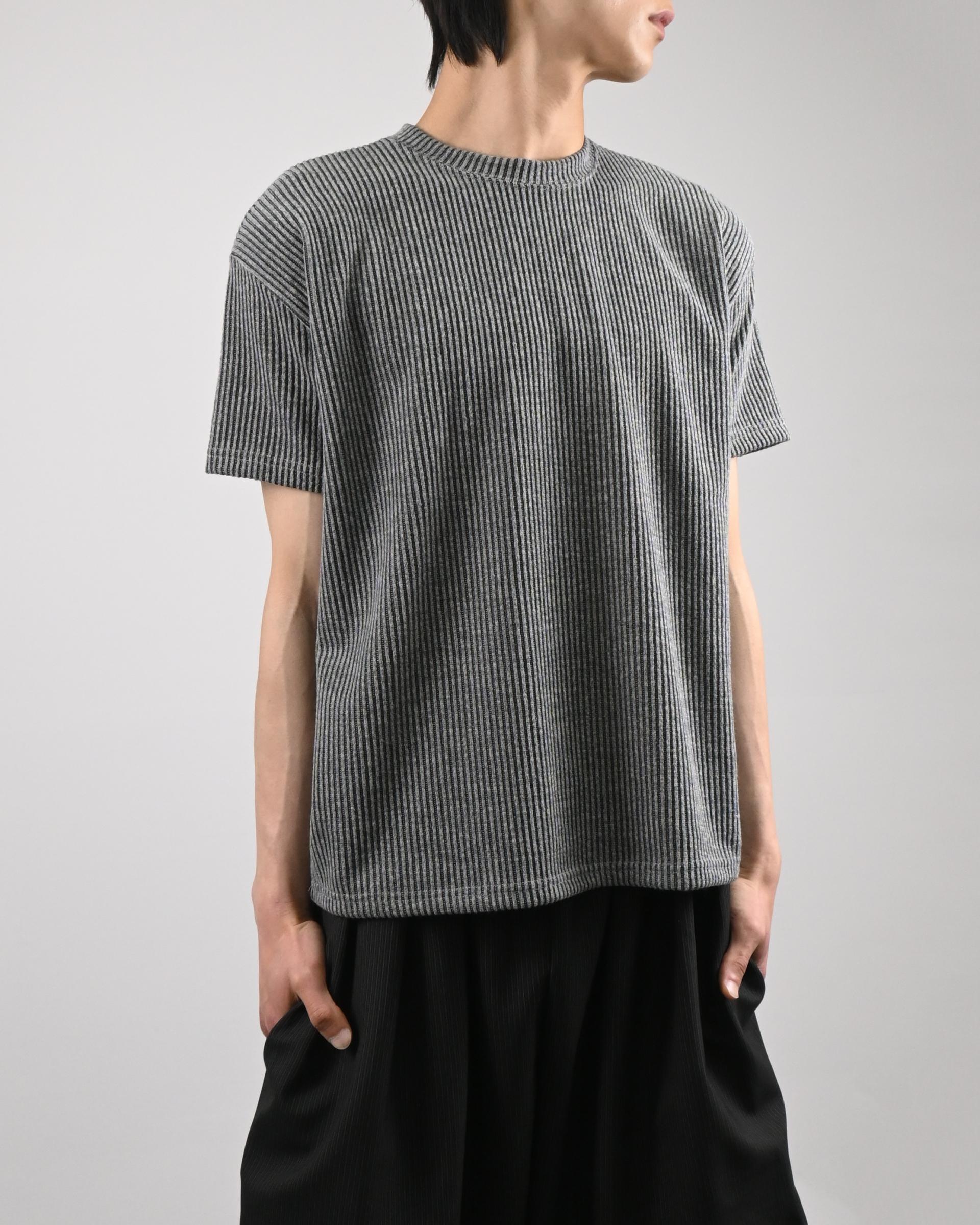 two tone ribbed half-t-shirt