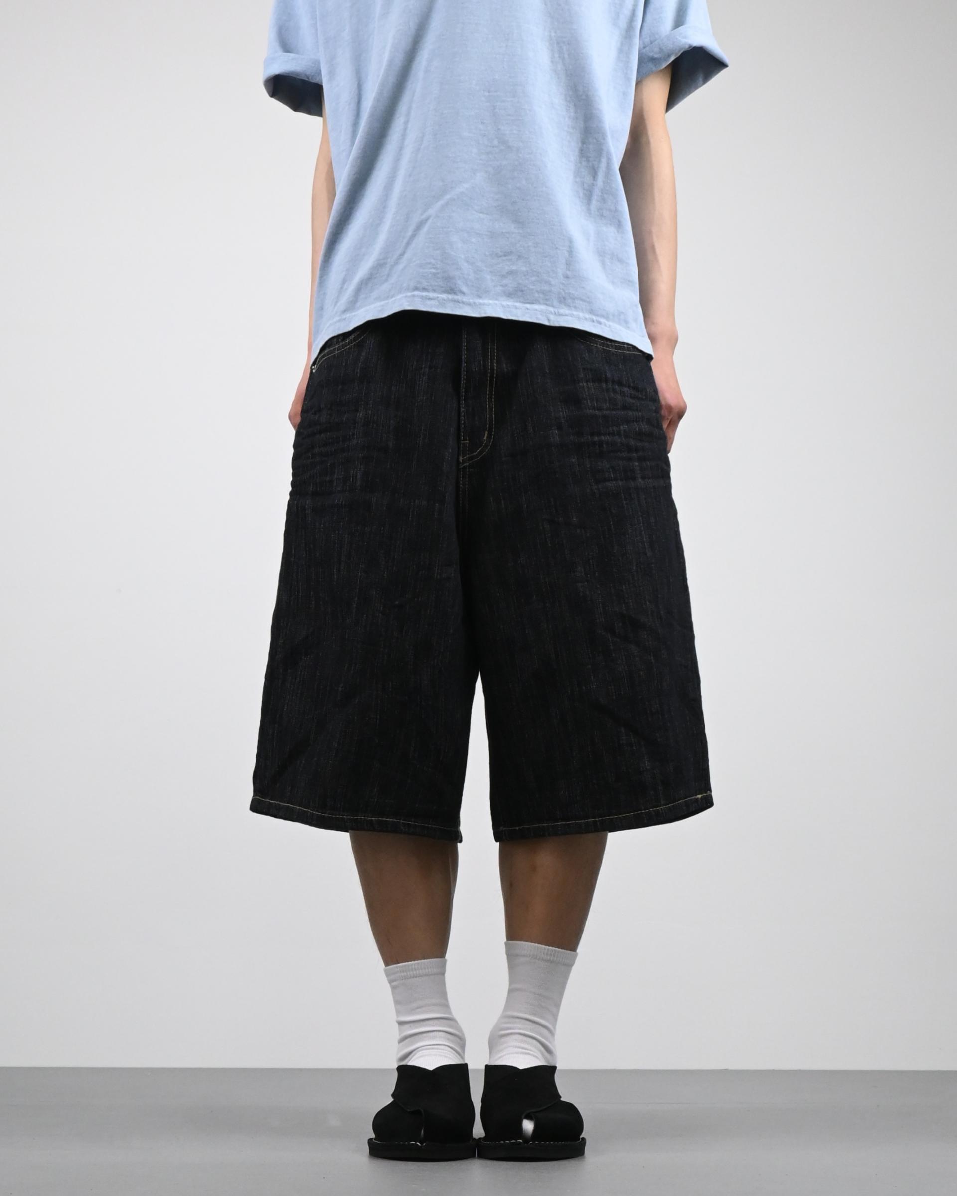 raw embossed bermuda denim pants