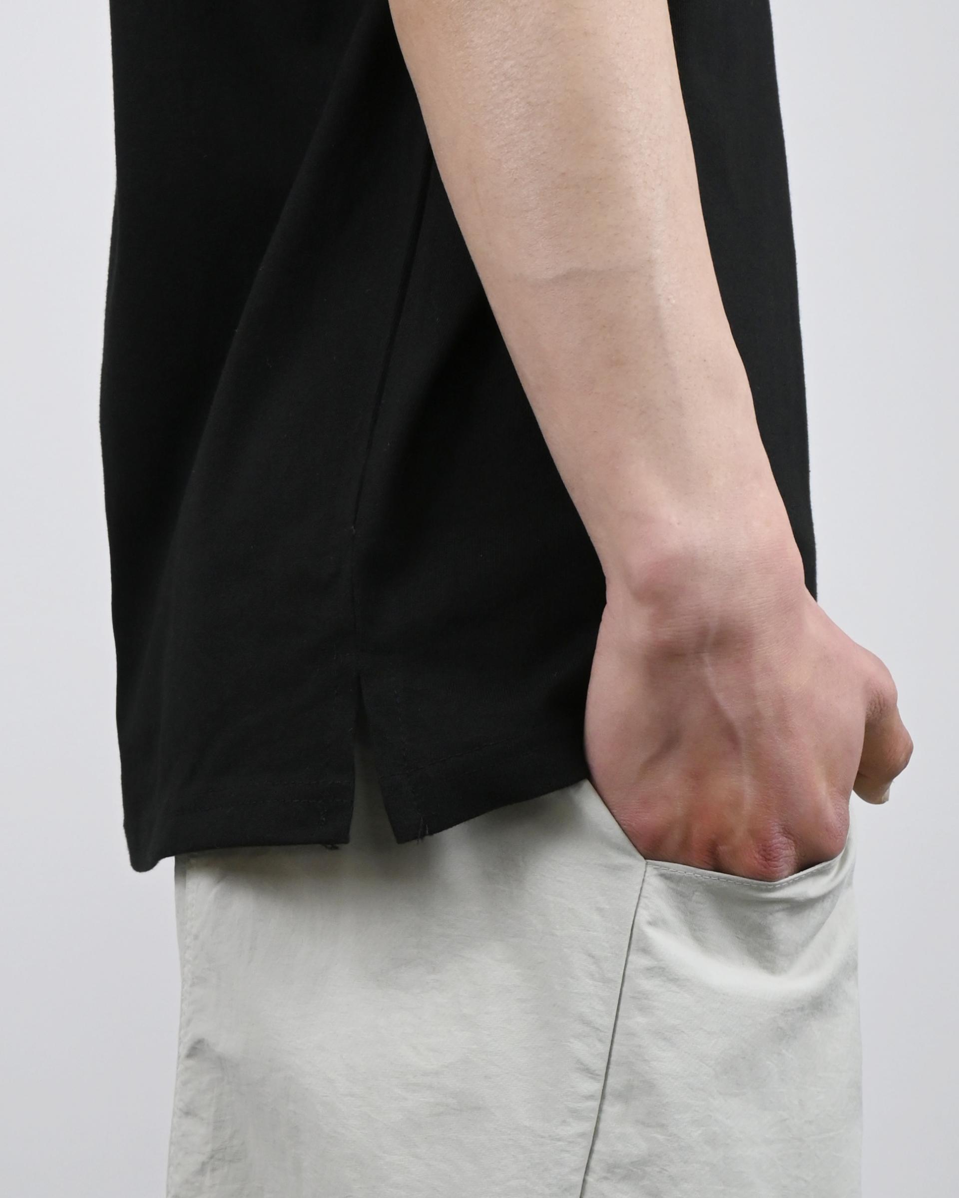 u-neck slit half t-shirt