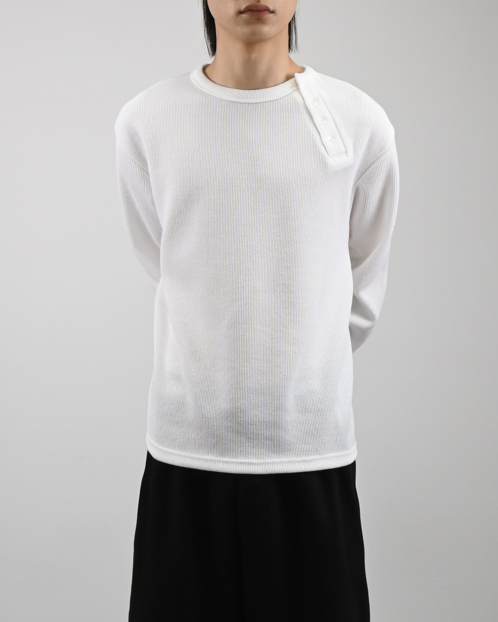 mild snap long sleeves