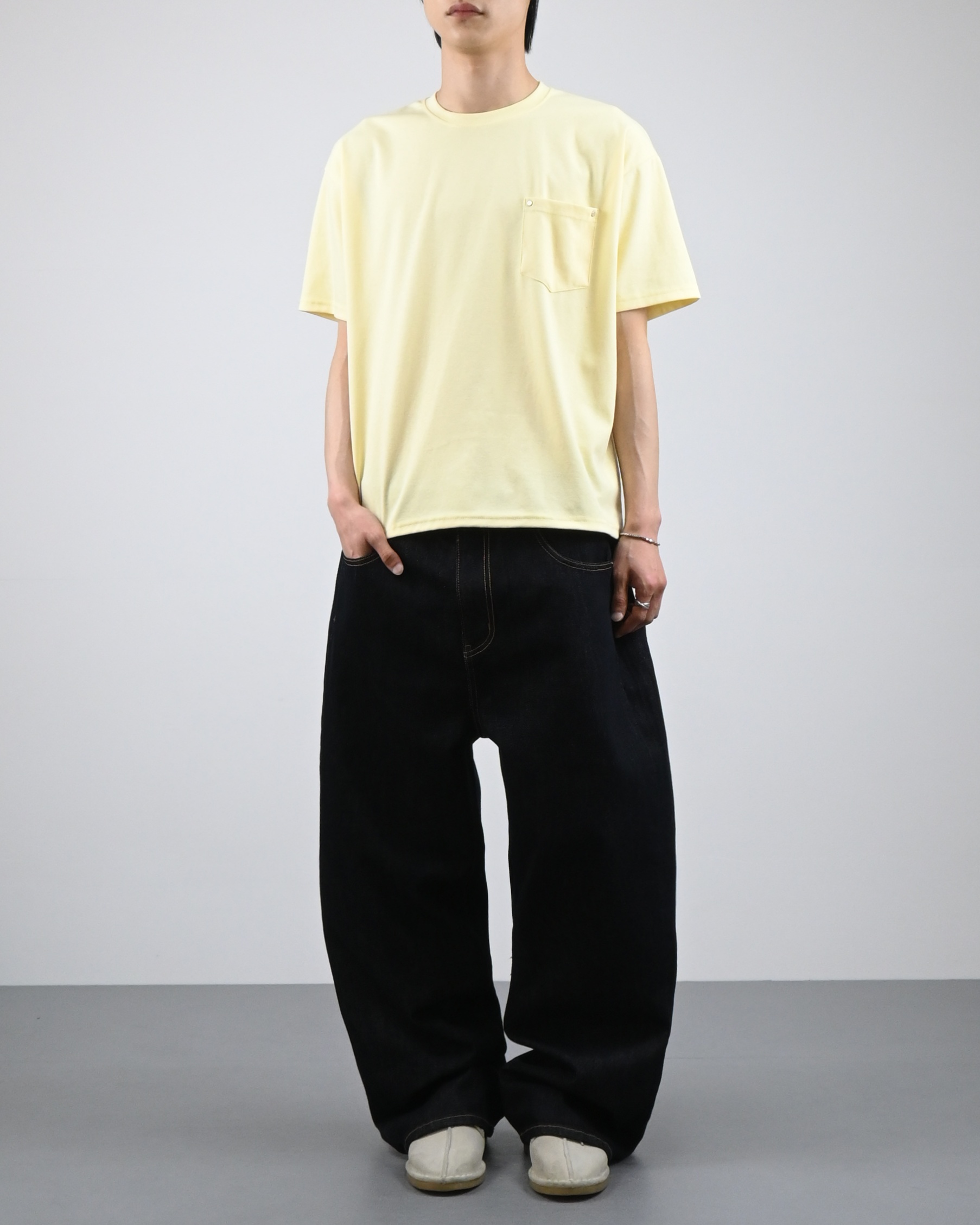 banding raw denim relaxed pants