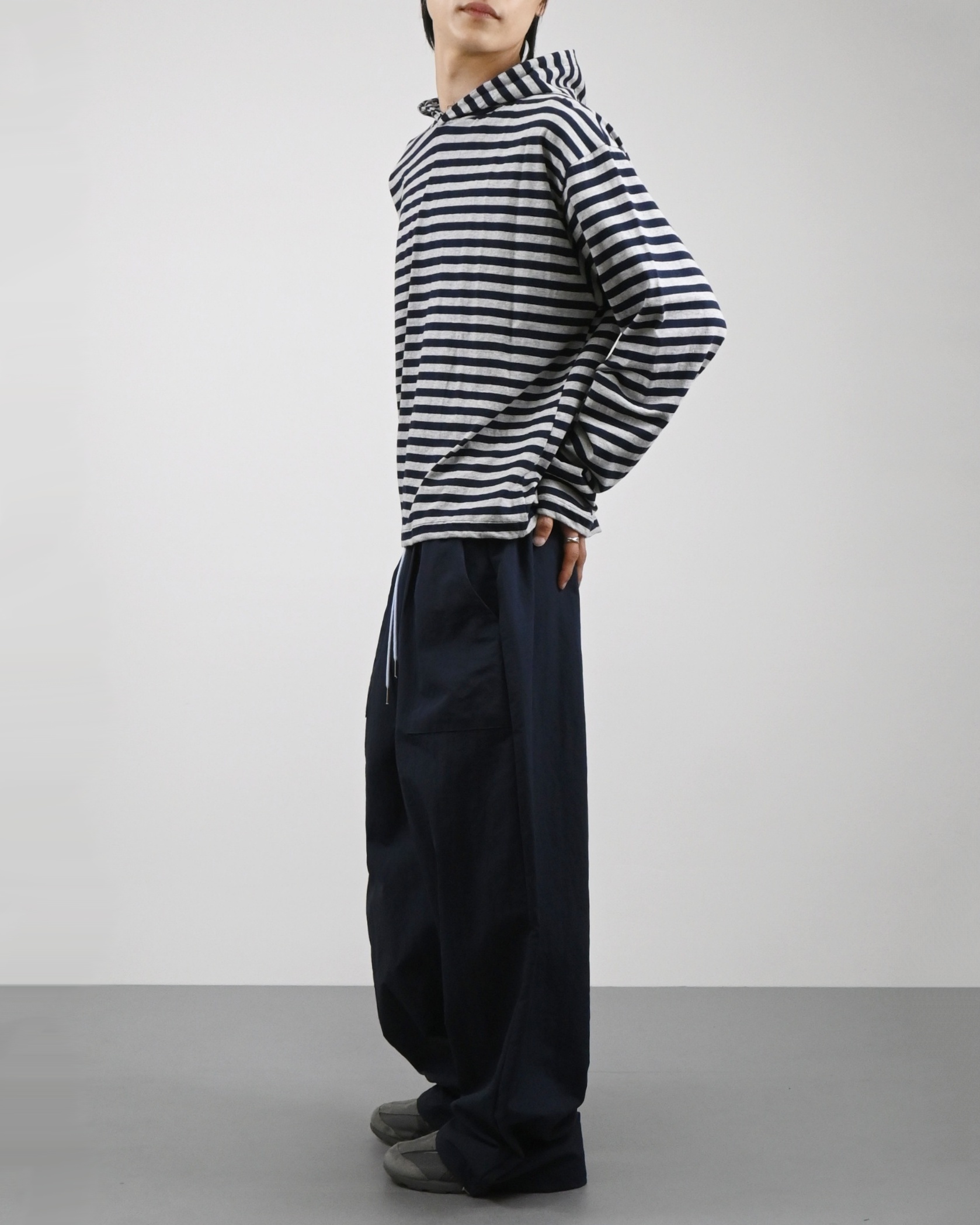 reed cropped striped hoodie