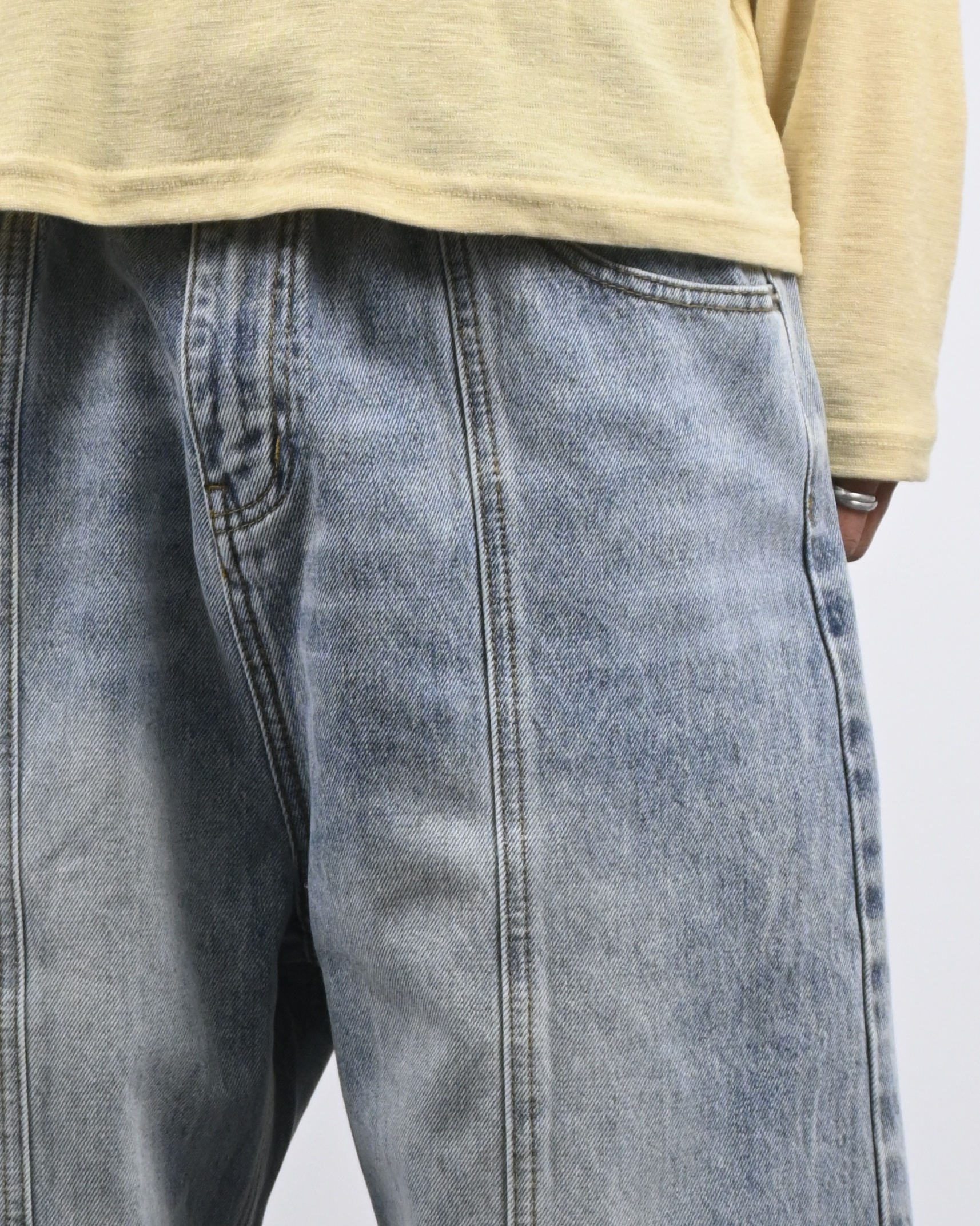 light blue over wide line denim pants