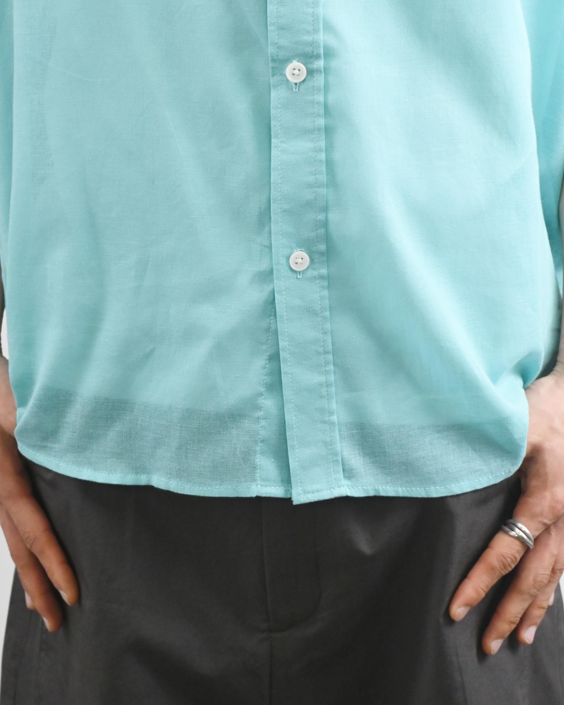 beaming half shirt