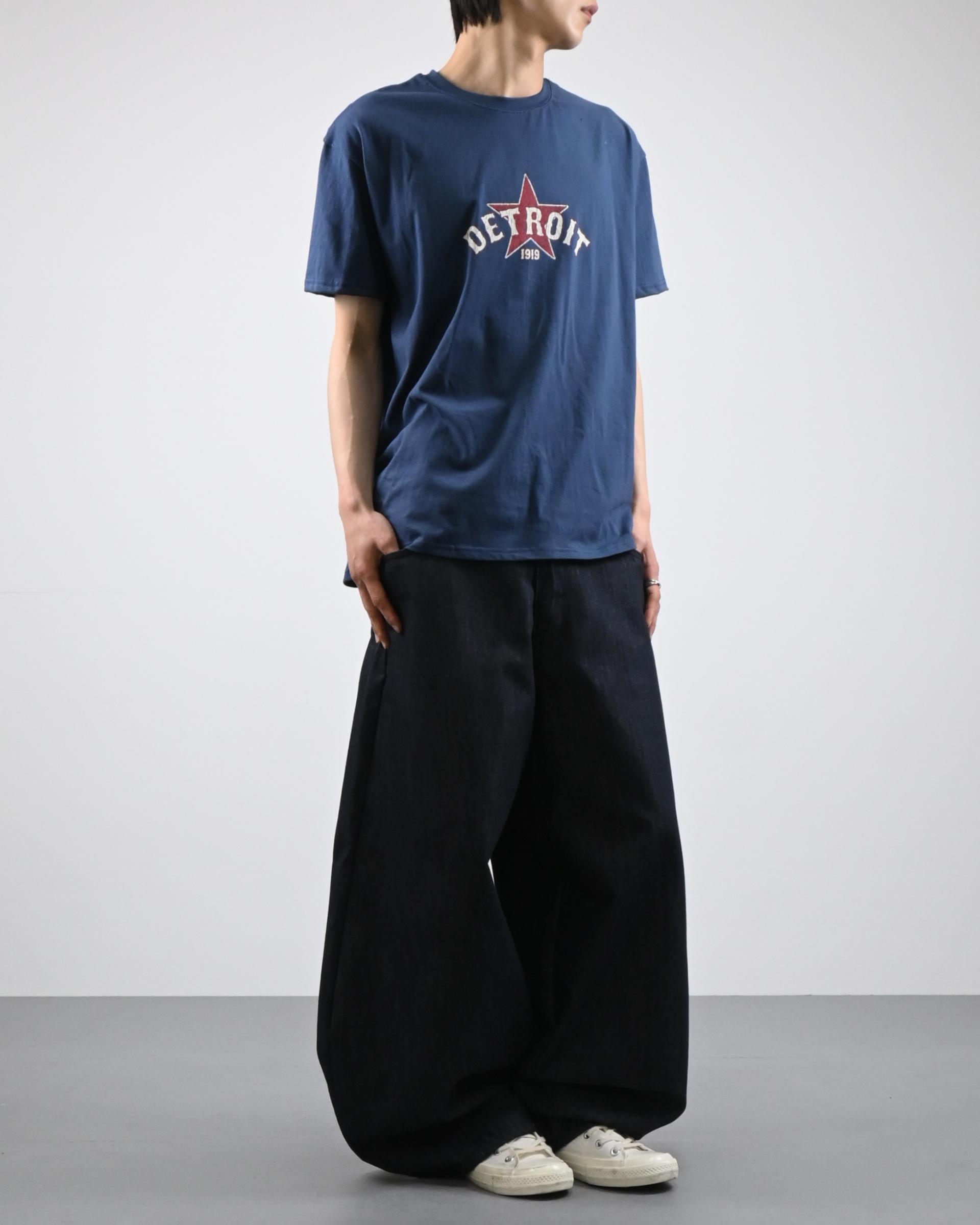 detroit half t-shirt
