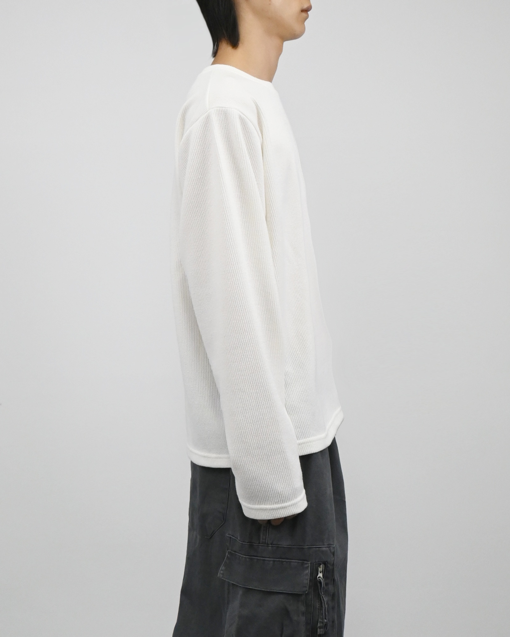low round knit