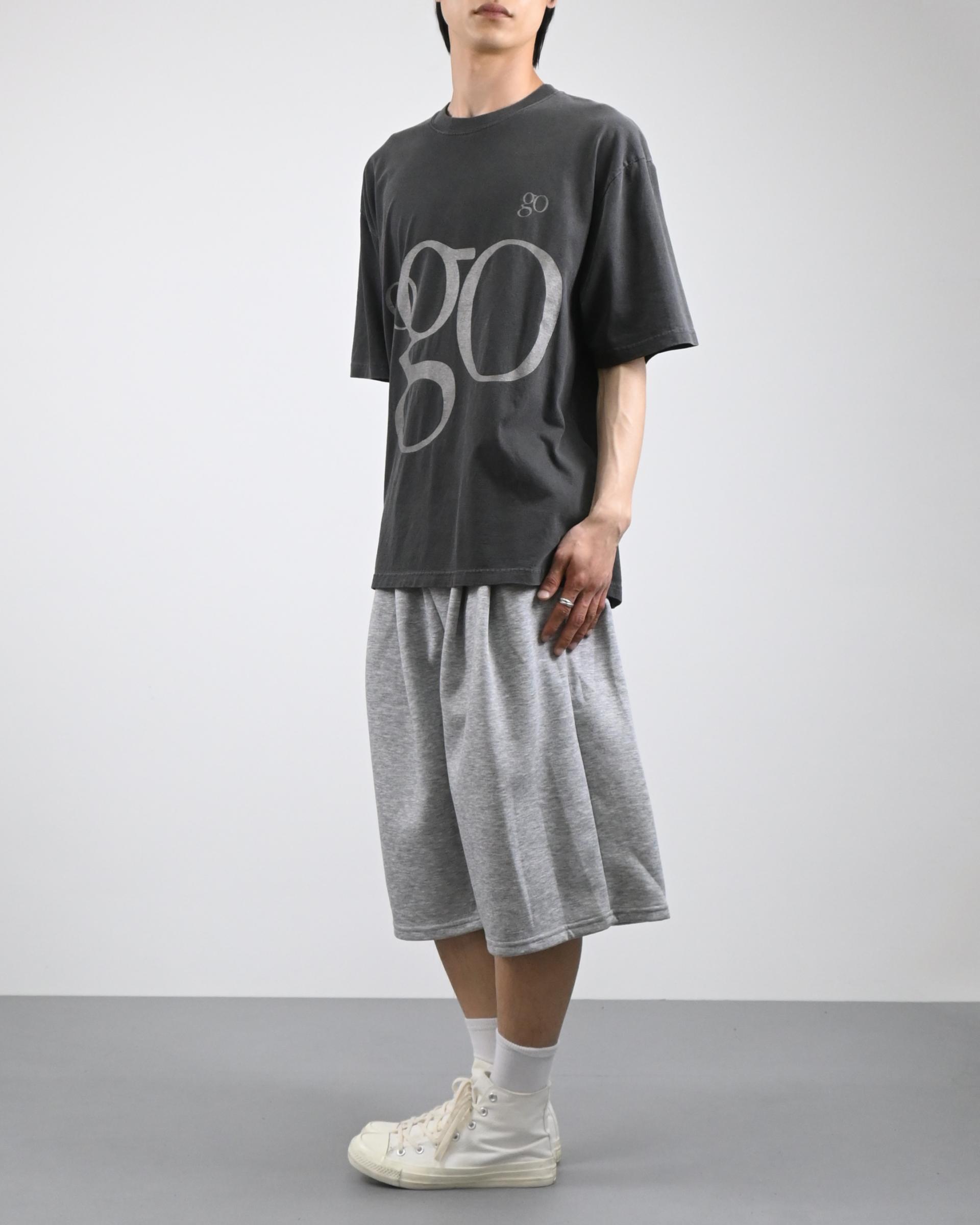two tuck bermuda sweatpants