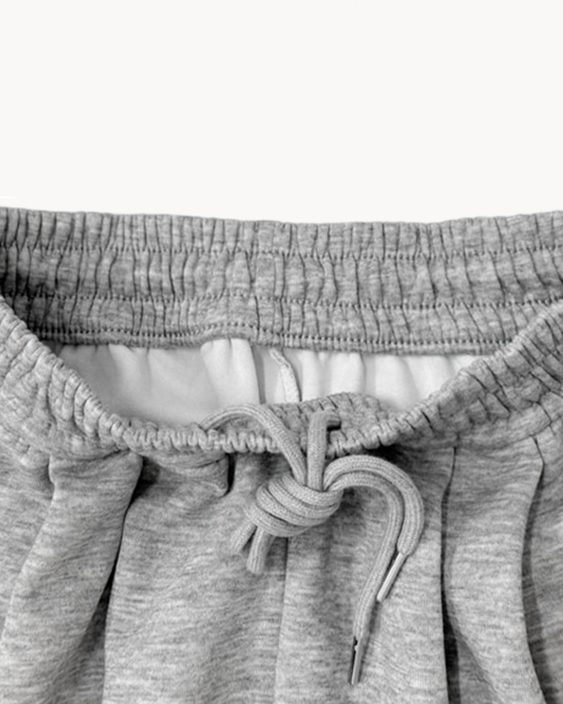 two tuck bermuda sweatpants