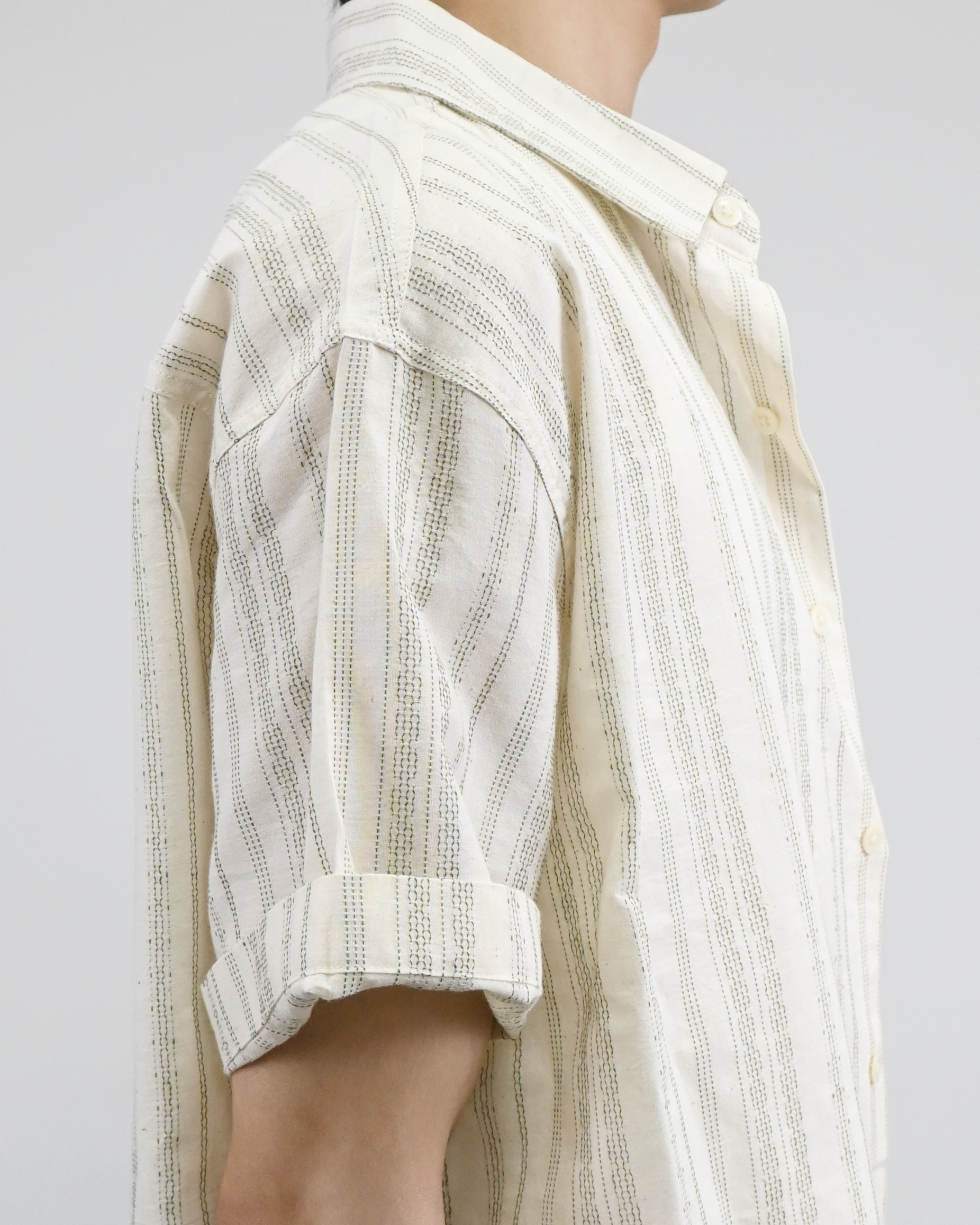 chain stripe shirt