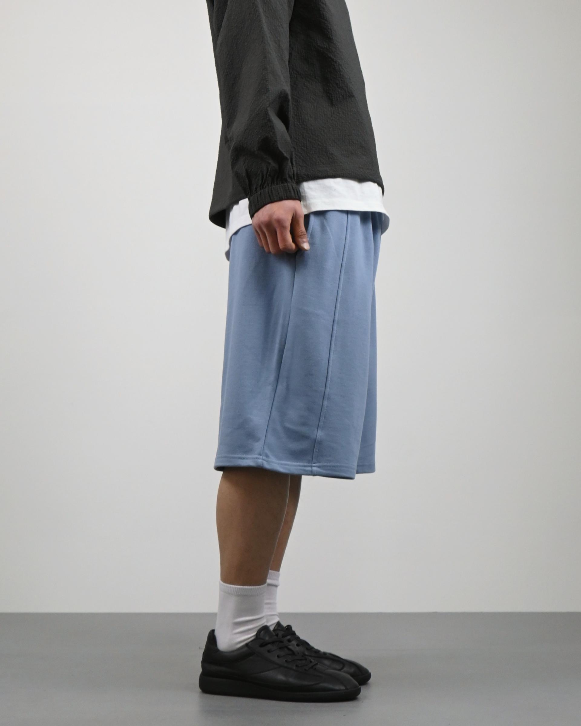 line bermuda sweatpants