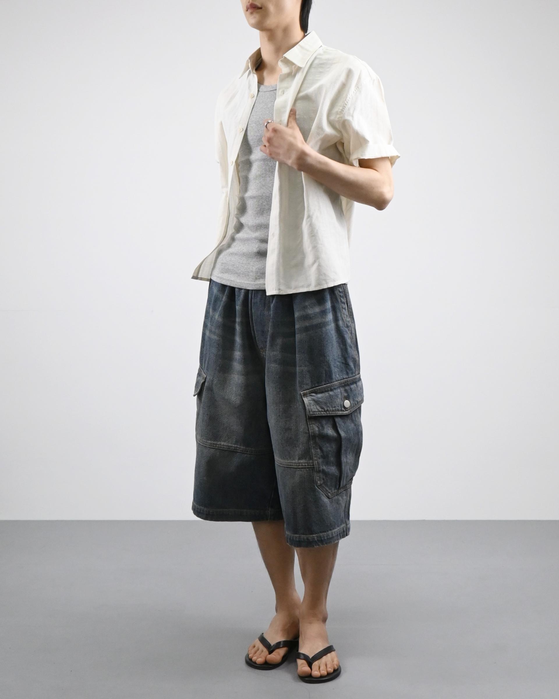 chain stripe shirt