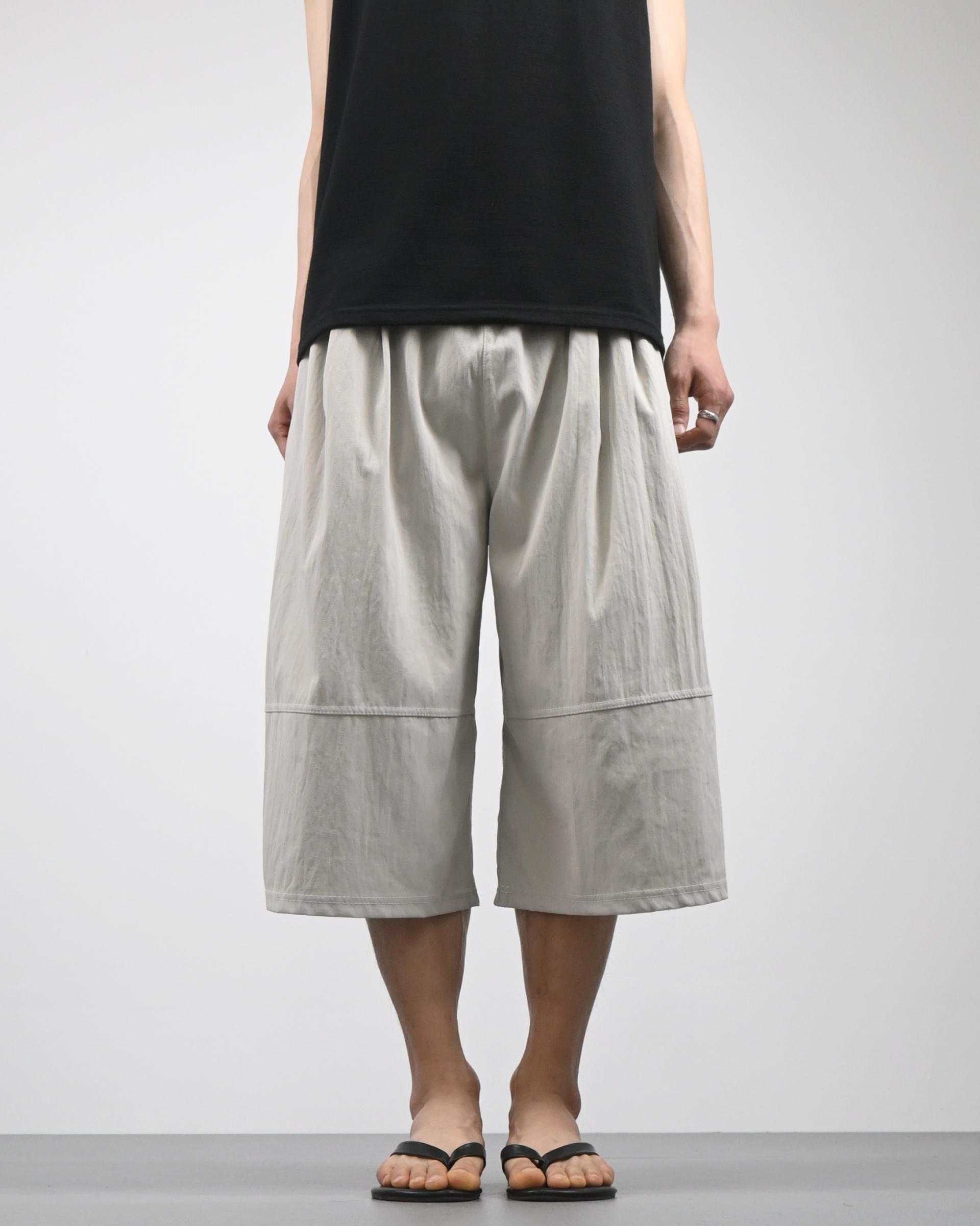 one tuck pigment bermuda sweatpants 복제