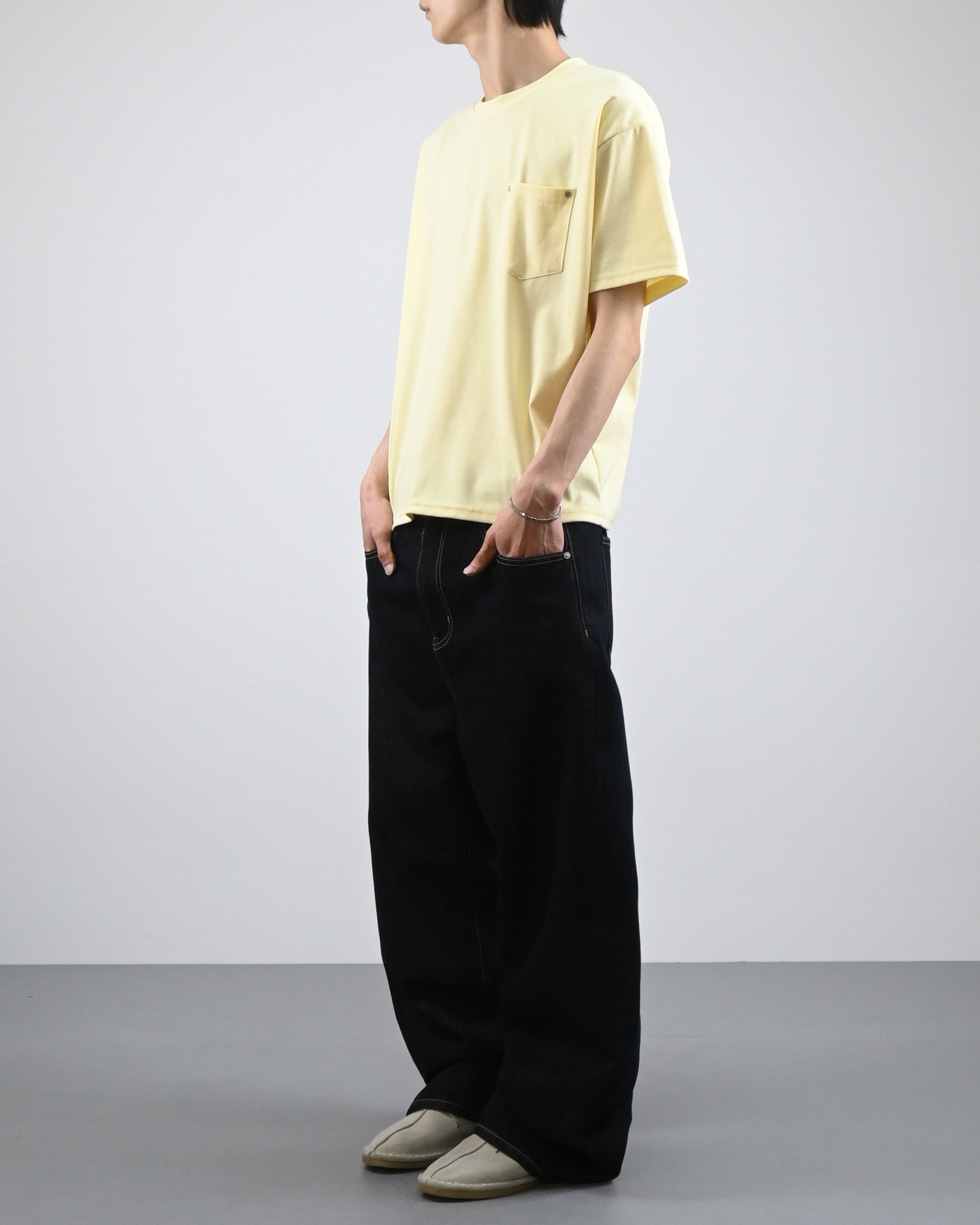 rivet crop half t-shirt