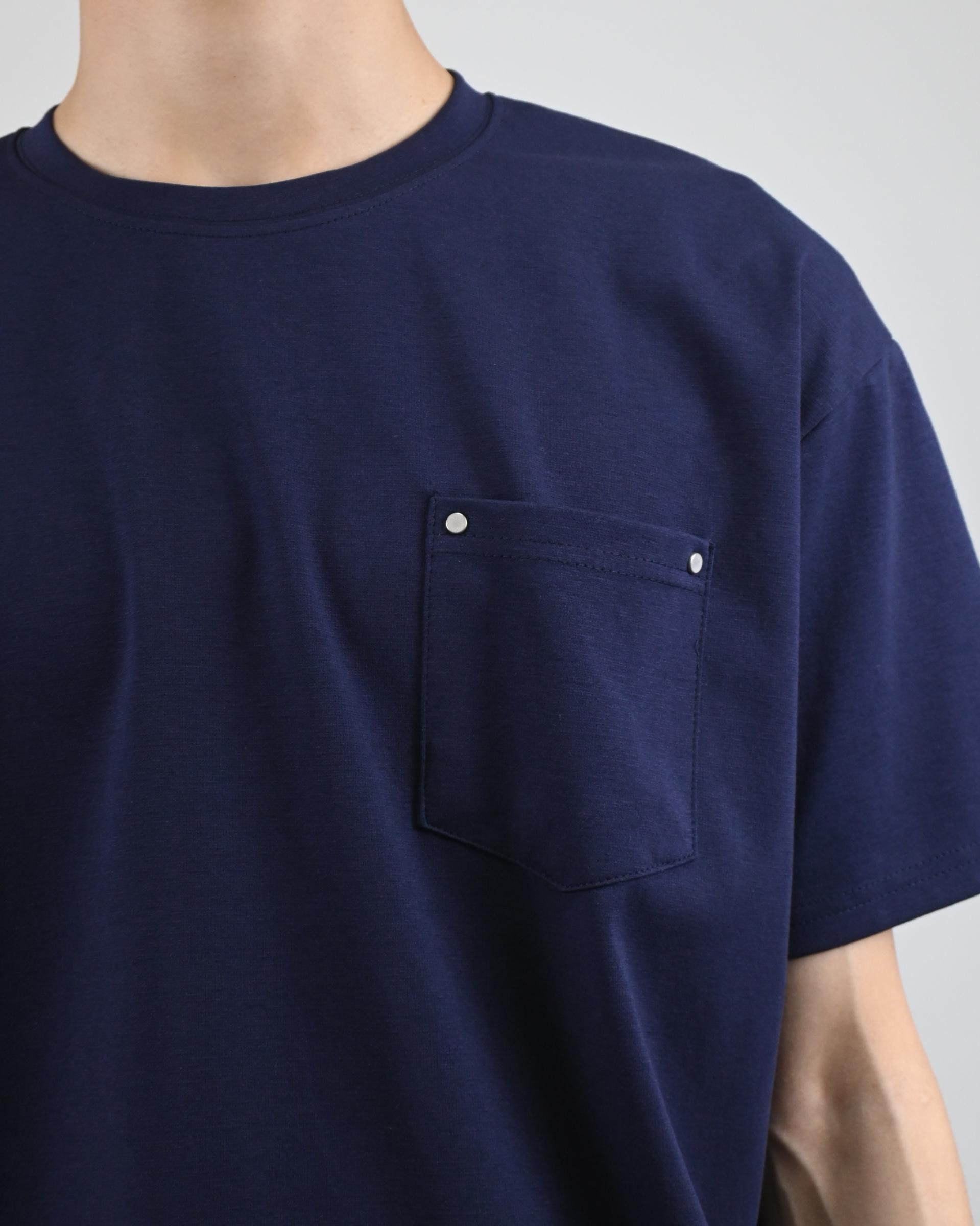 rivet crop half t-shirt